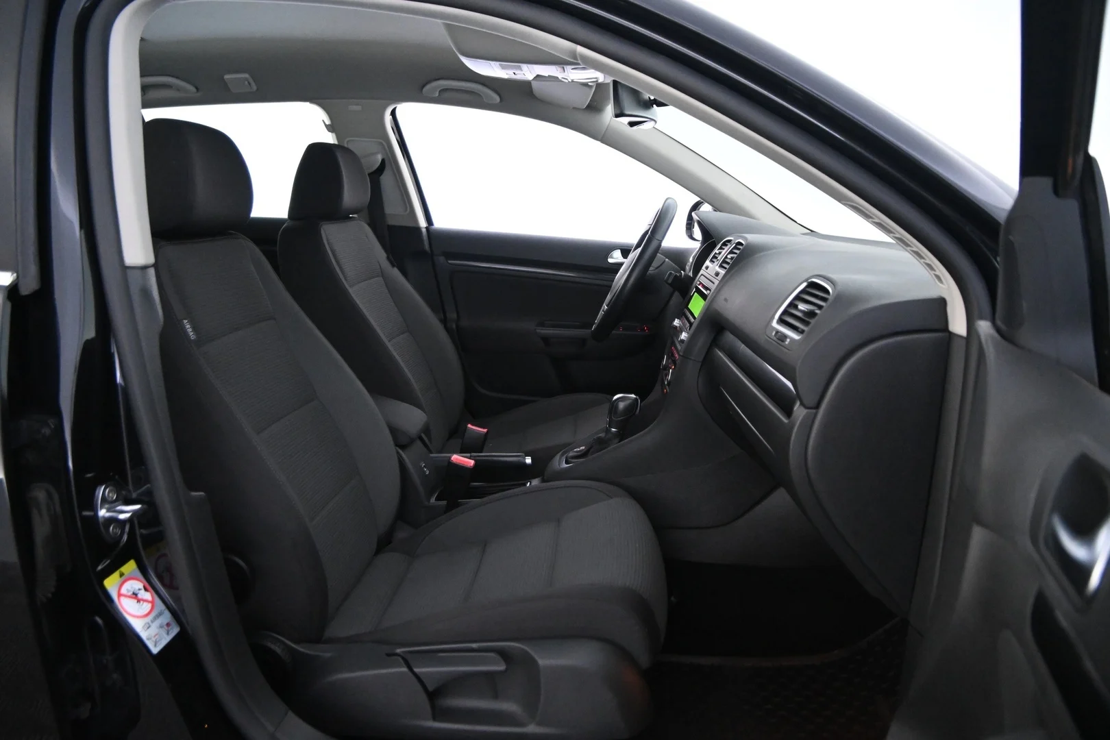 Car Image - 4aNJZ5eNekjuecY0zSQaUq