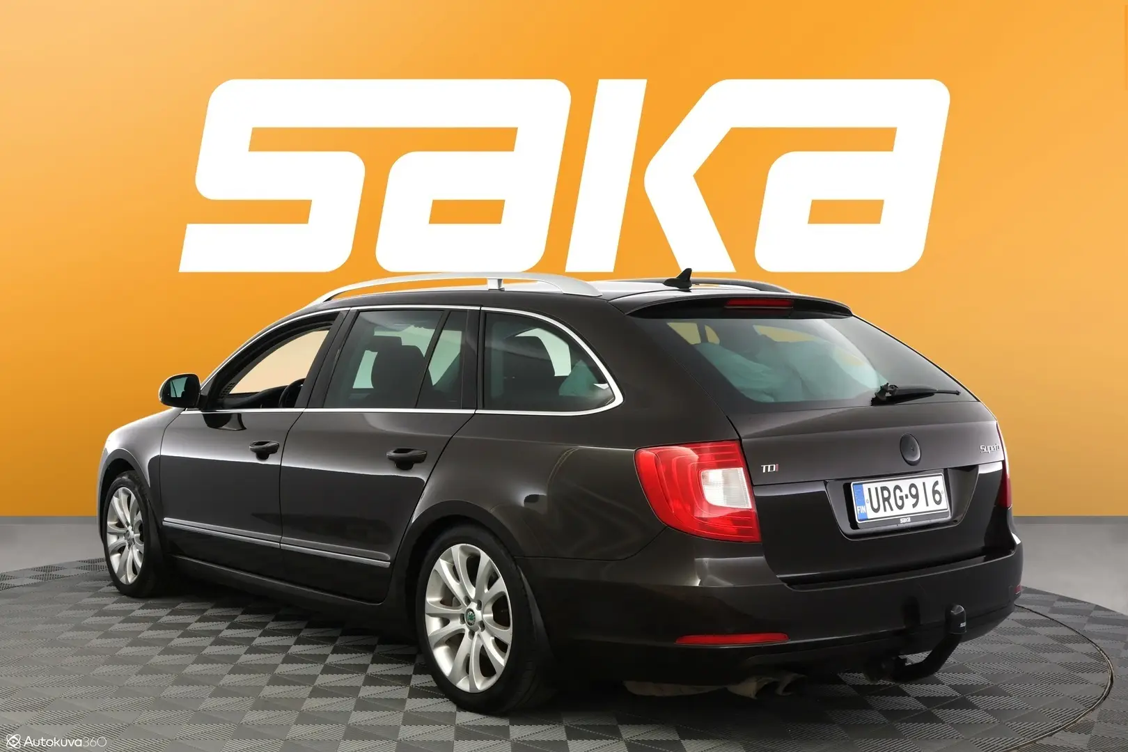 Car Image - 4TfQTTbJQgDfSDqHgutIxA