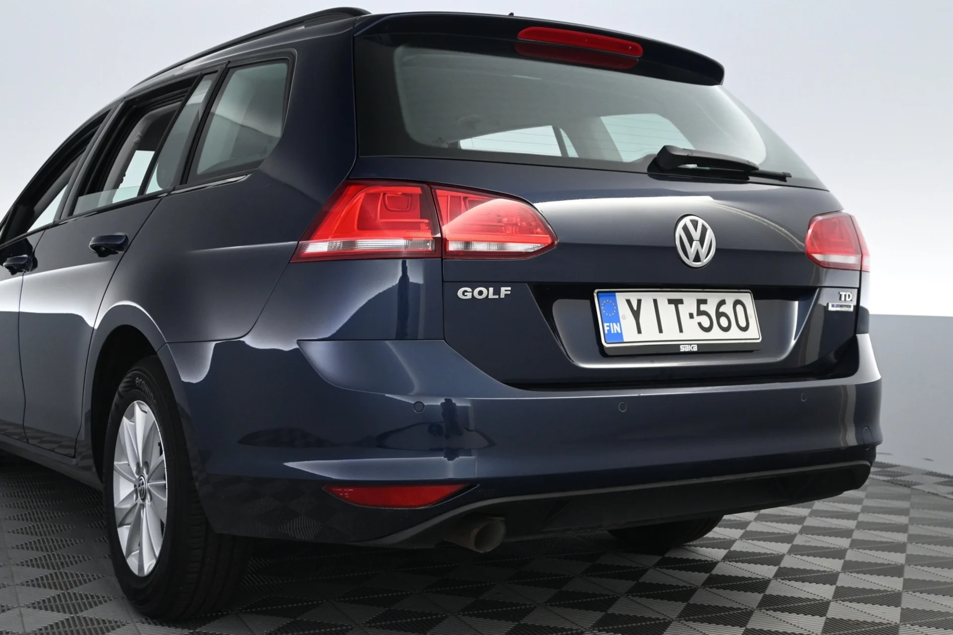 Car Image - 6GJBtmFMOZ8as3RHsdMSdM