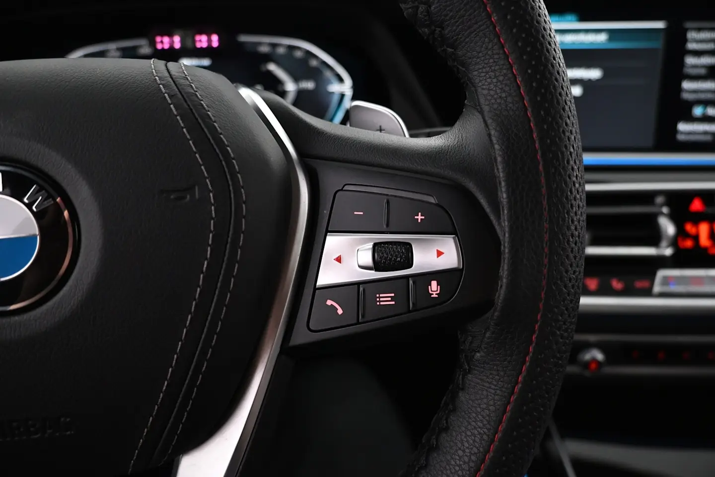 Car Image - 3V4n9qpLNR0aiH8ULeAHRT