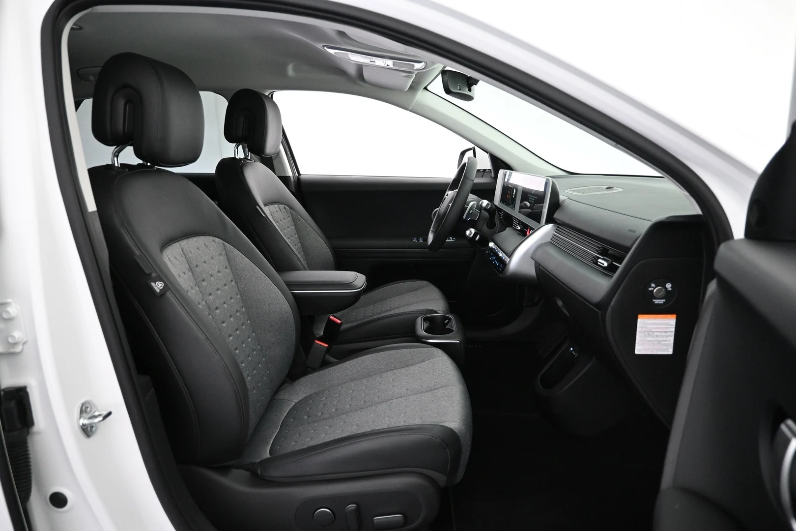Car Image - 7r98tT9PdOCmBu5s0efqHT