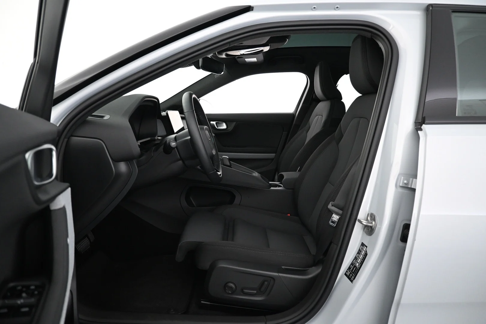 Car Image - WCKyEU7Kmb12rhhoJezgB