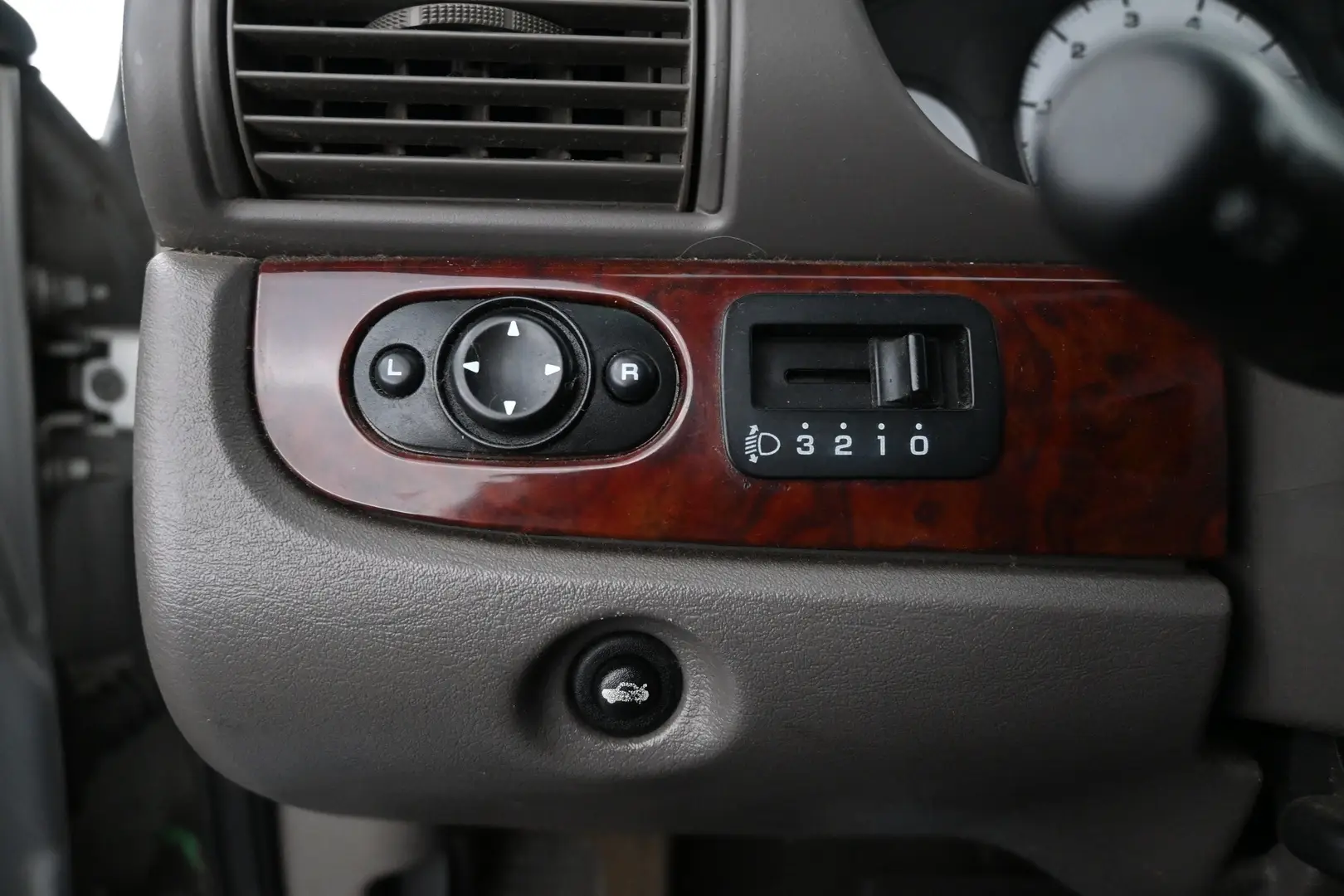 Car Image - 5ZKgYPxqpAlMYmlfuSYrJQ
