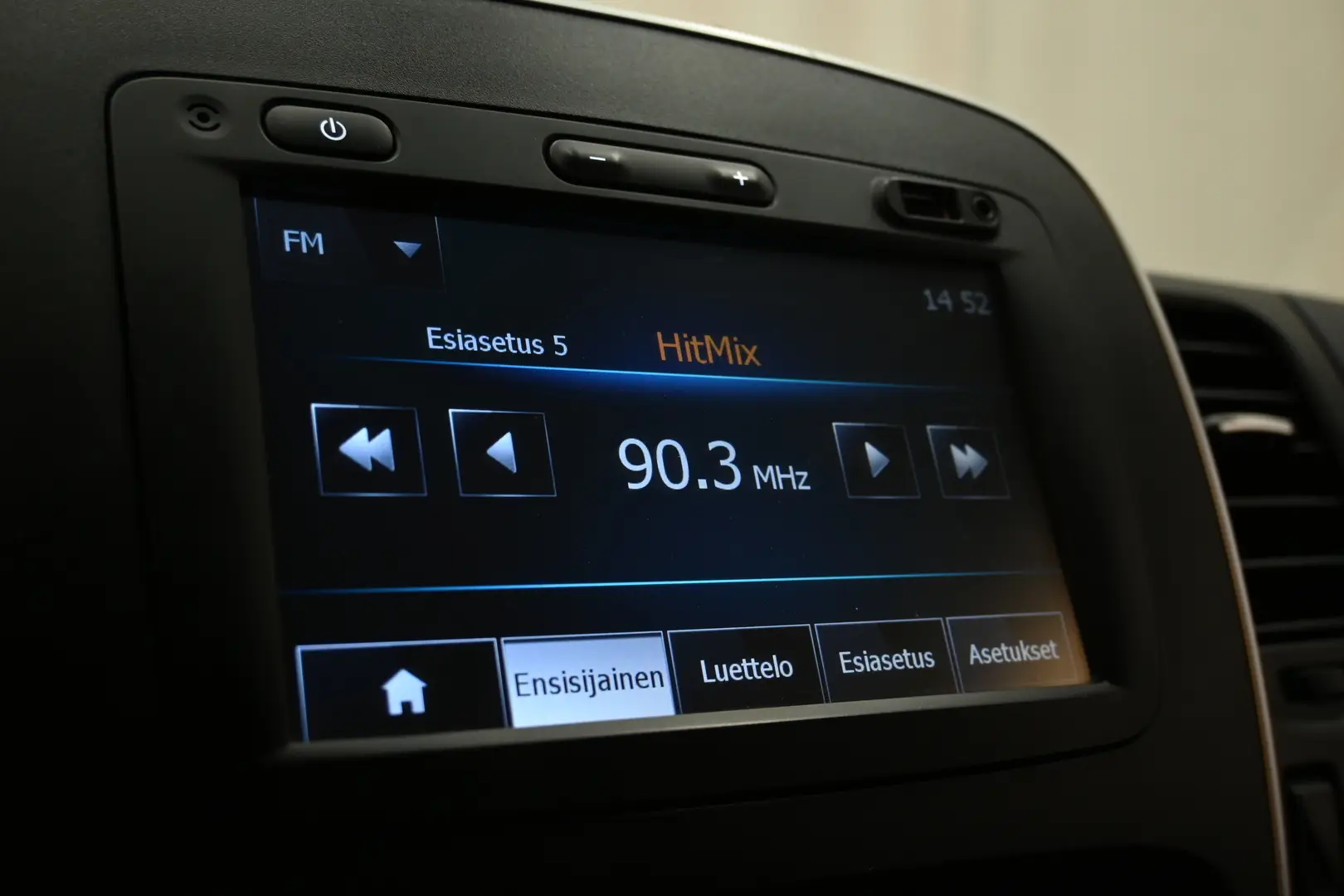 Car Image - 2wI1oZoGZvgBWPU4hyaMwX