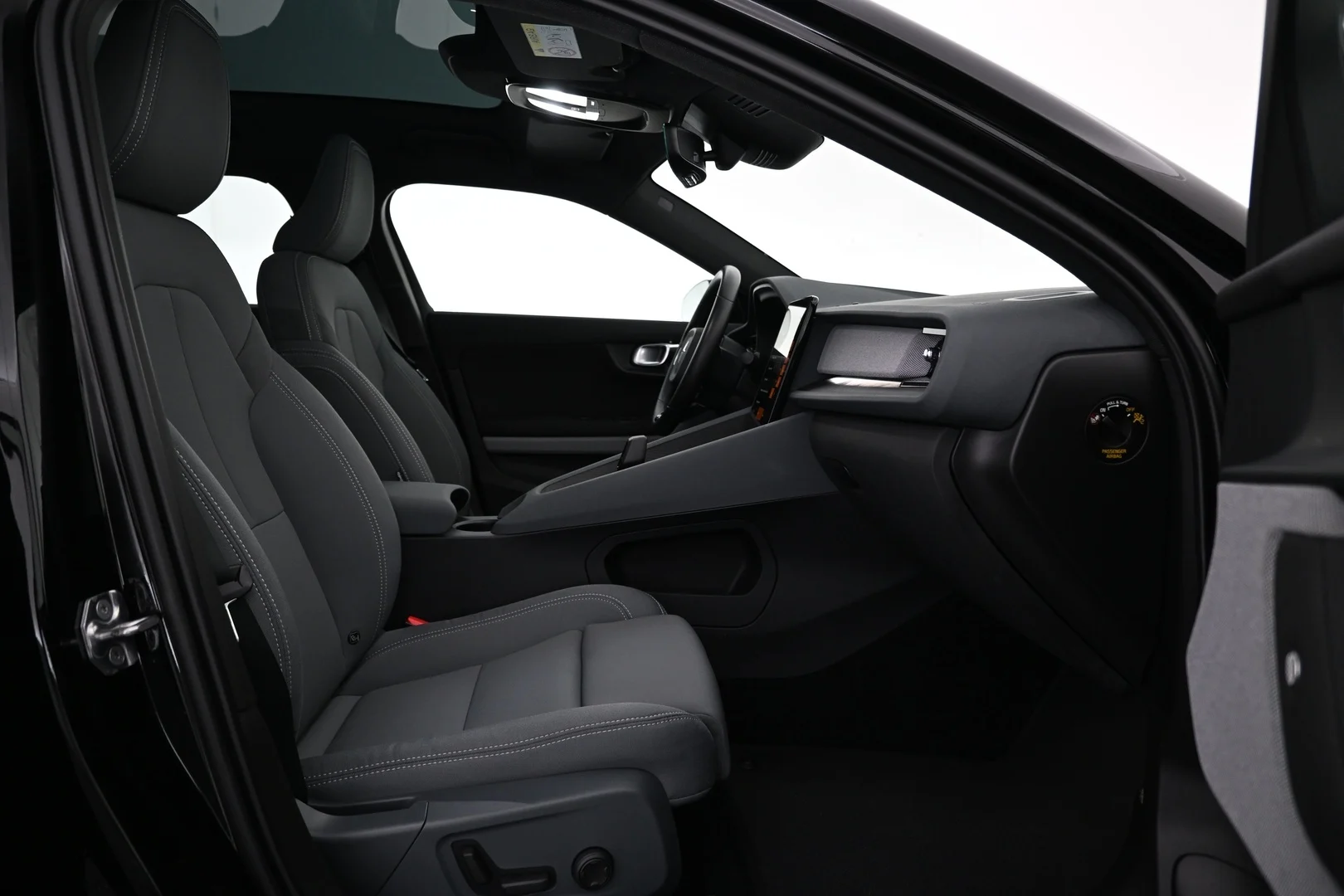 Car Image - 5bulONP0Z9vSwRq3UvfQ03