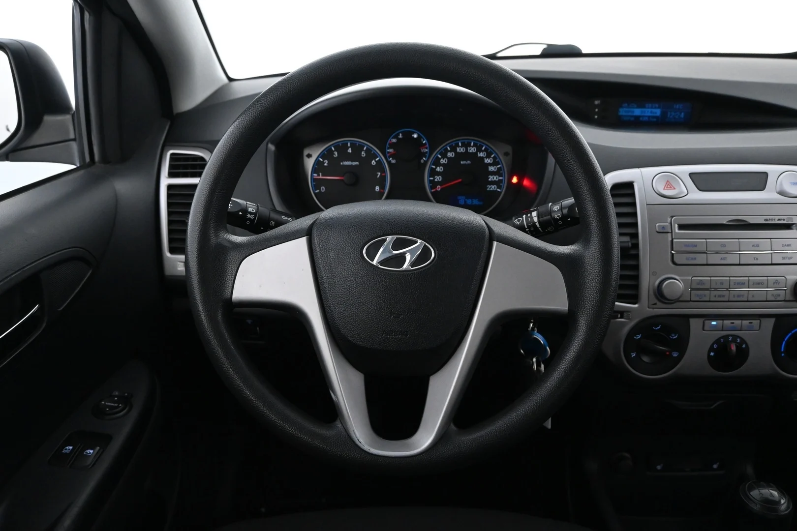 Car Image - sqt1UNjS0WFM1rleETp3C