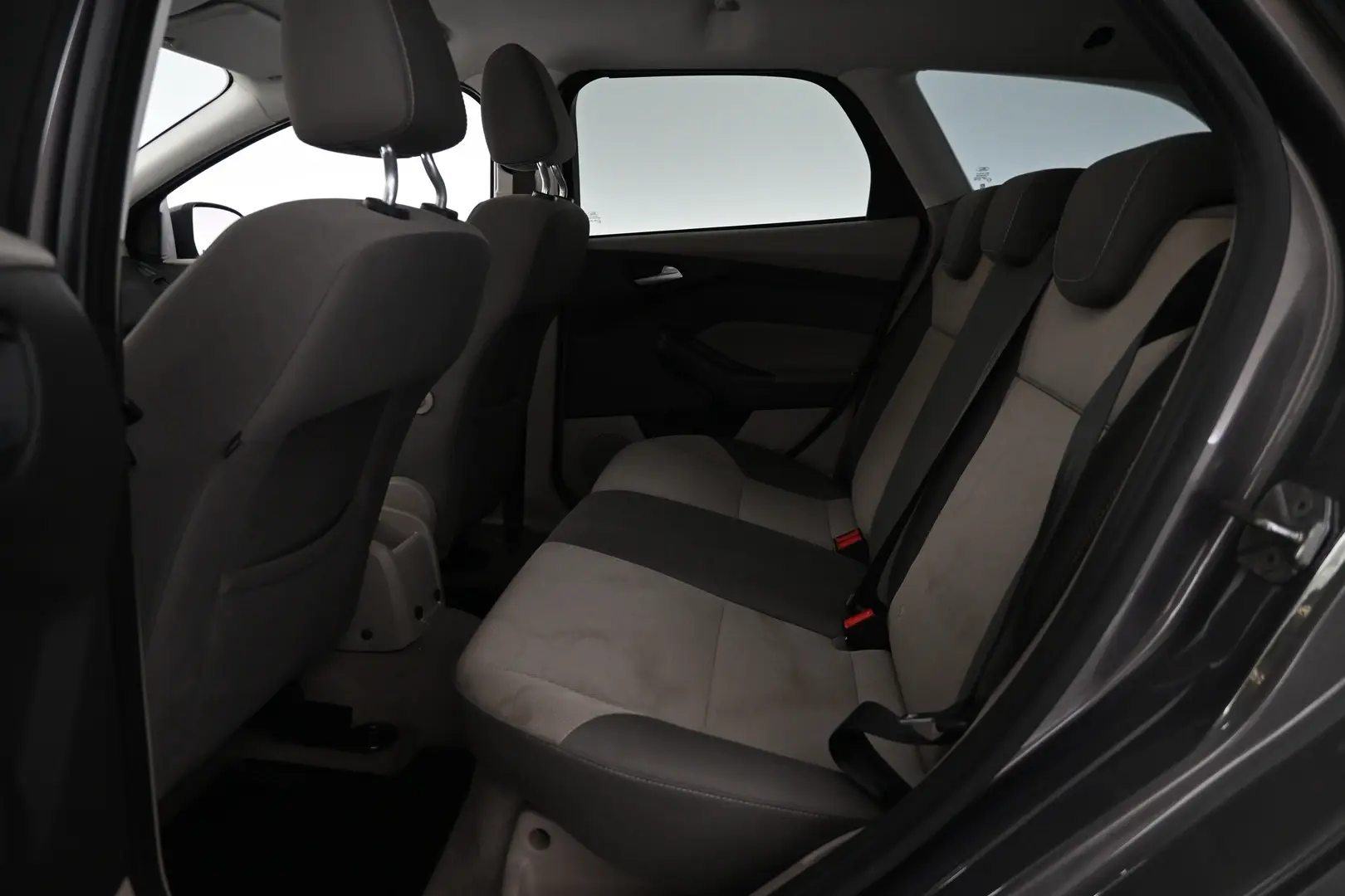 Car Image - 57FlmAbZcVK6wV7RIkM6NZ