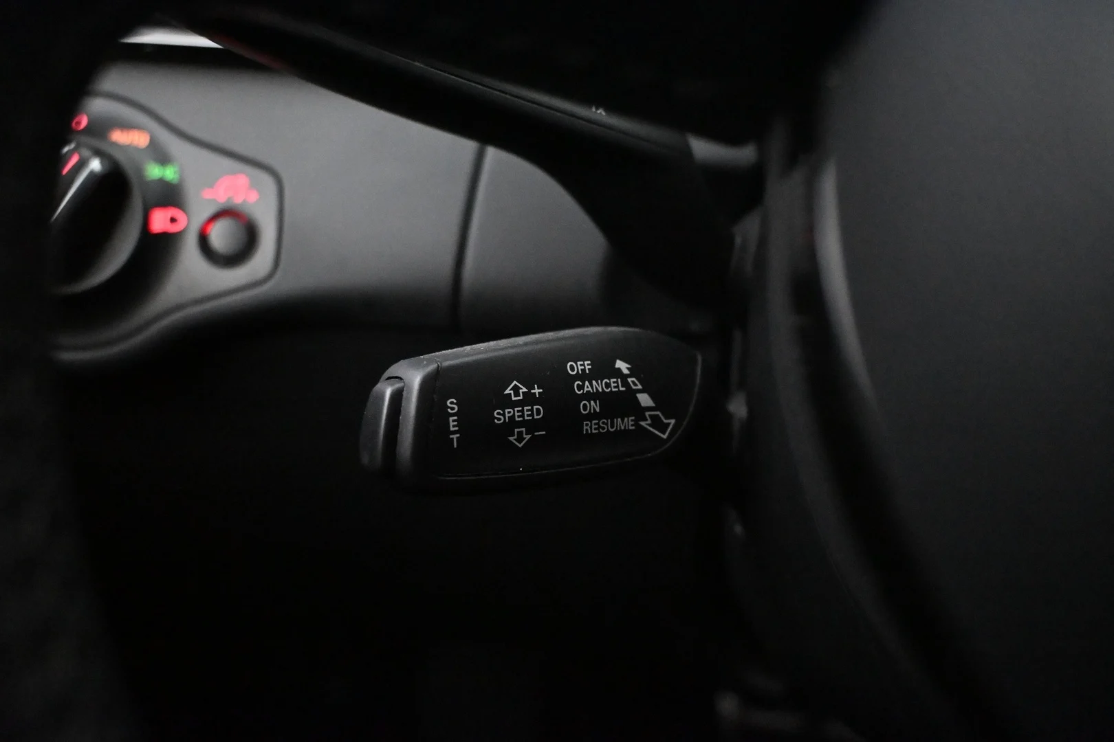 Car Image - 4tfync0TyjOya1I8yAEfxe