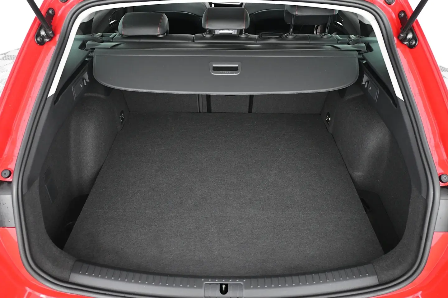 Car Image - 14eTA3QbSDVsEcz4YteUdy