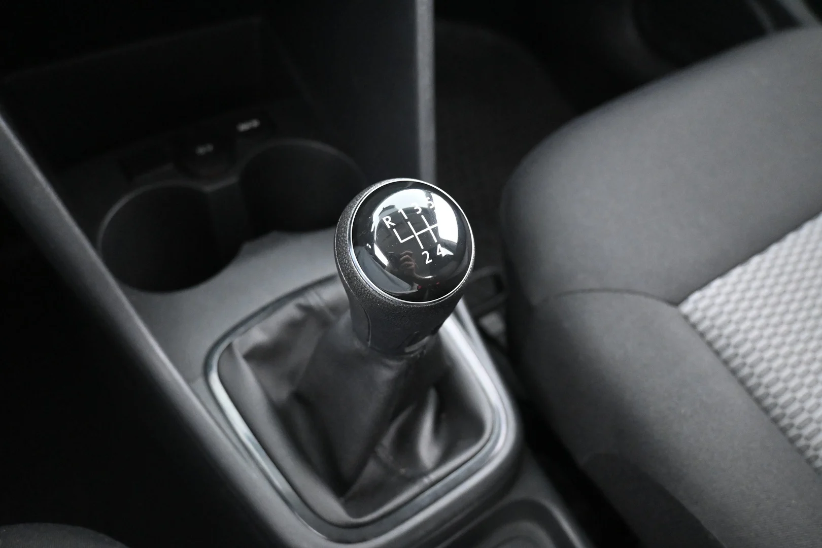 Car Image - 6DQIobg6h1TOzk7xocfFdj