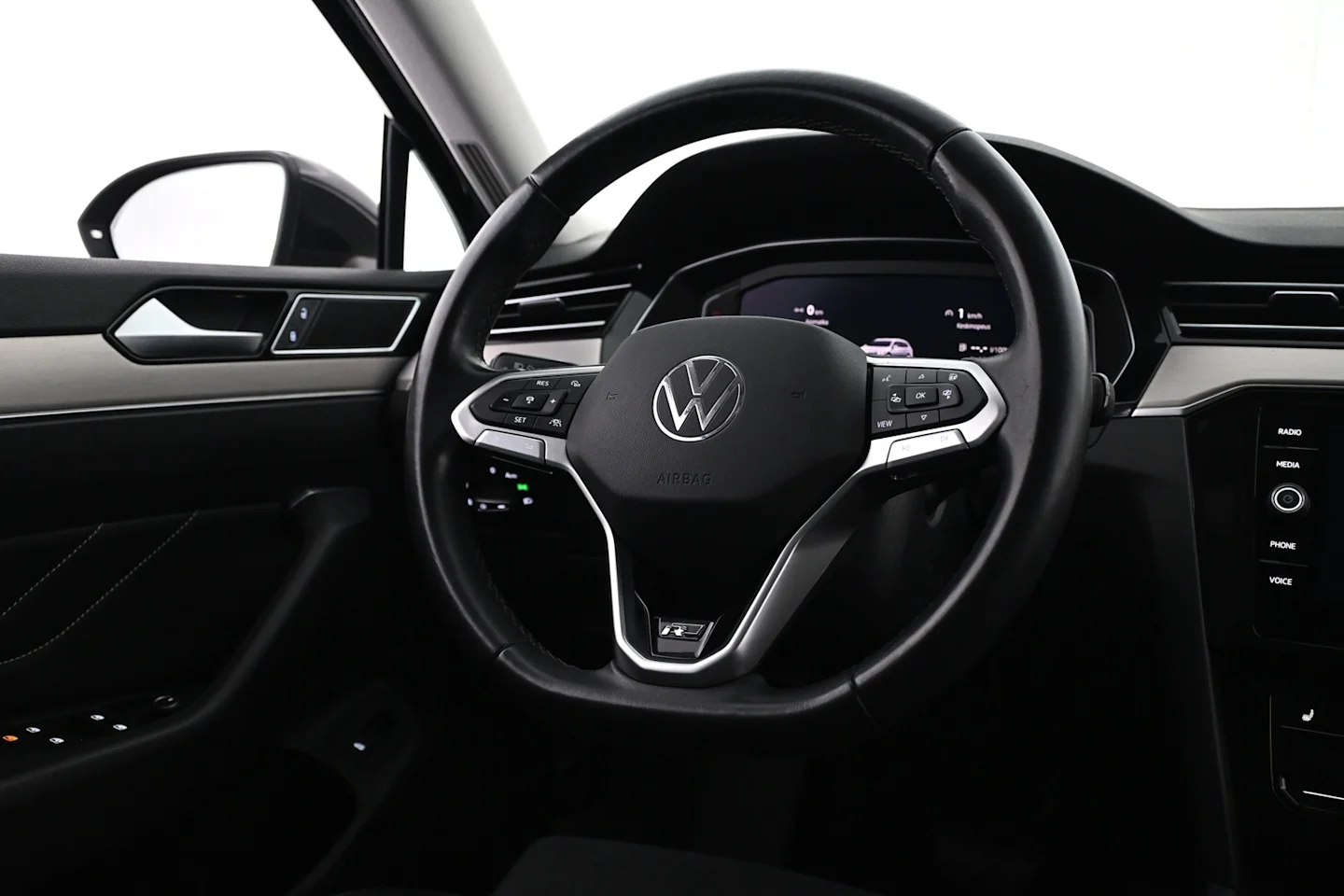Car Image - 60rJWF3ZlKjTngwZQzdRHj