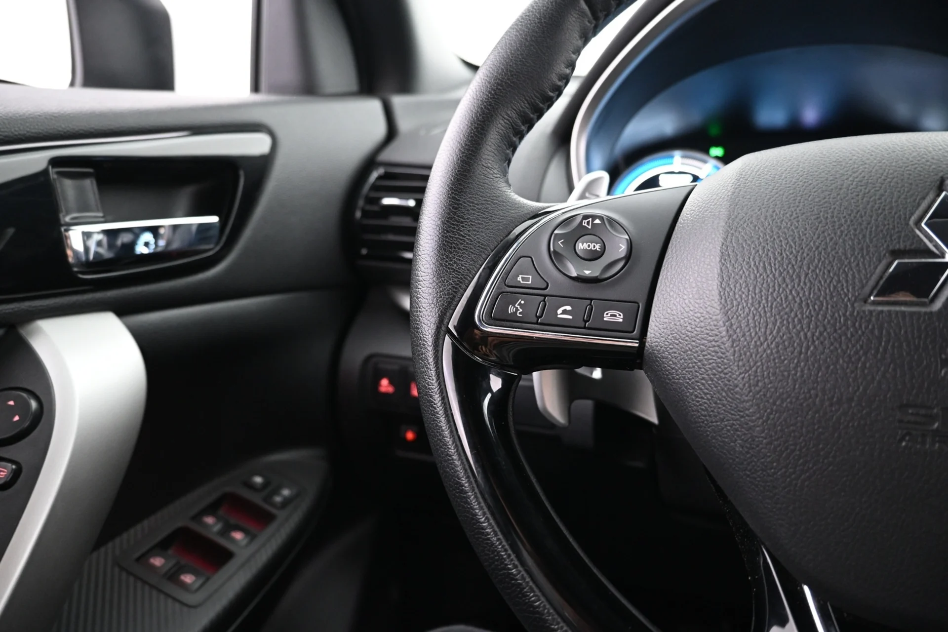 Car Image - 6b7etW7xk3QzMqwThgTJAs