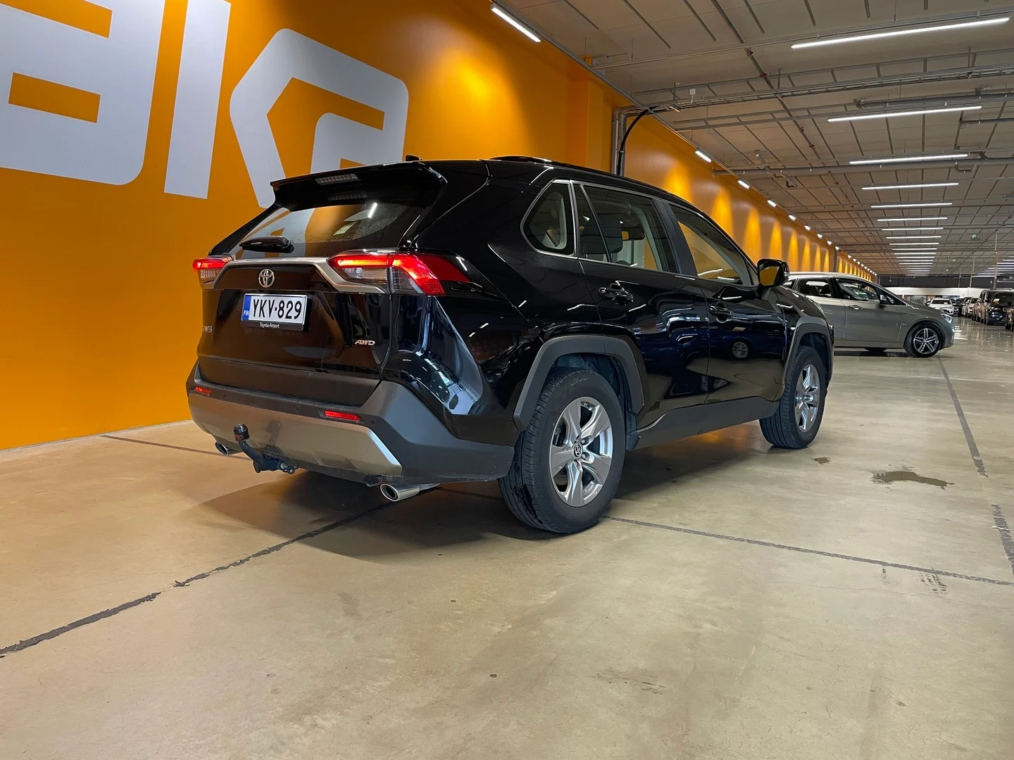 Car Image - 50Drpczwal20YhuqSdNsGT
