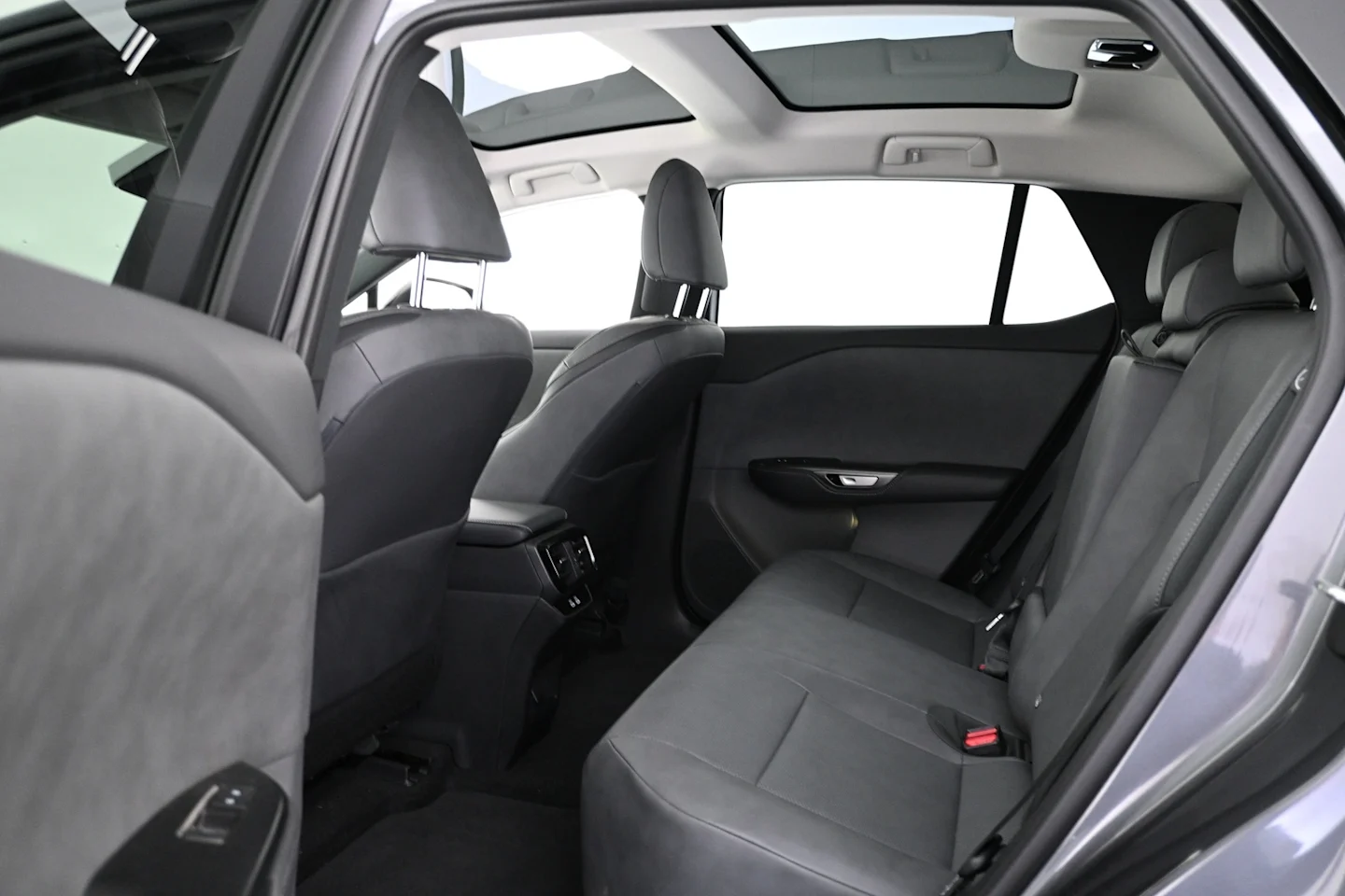 Car Image - 2yuApE4F2m7xm6dGHTB42C