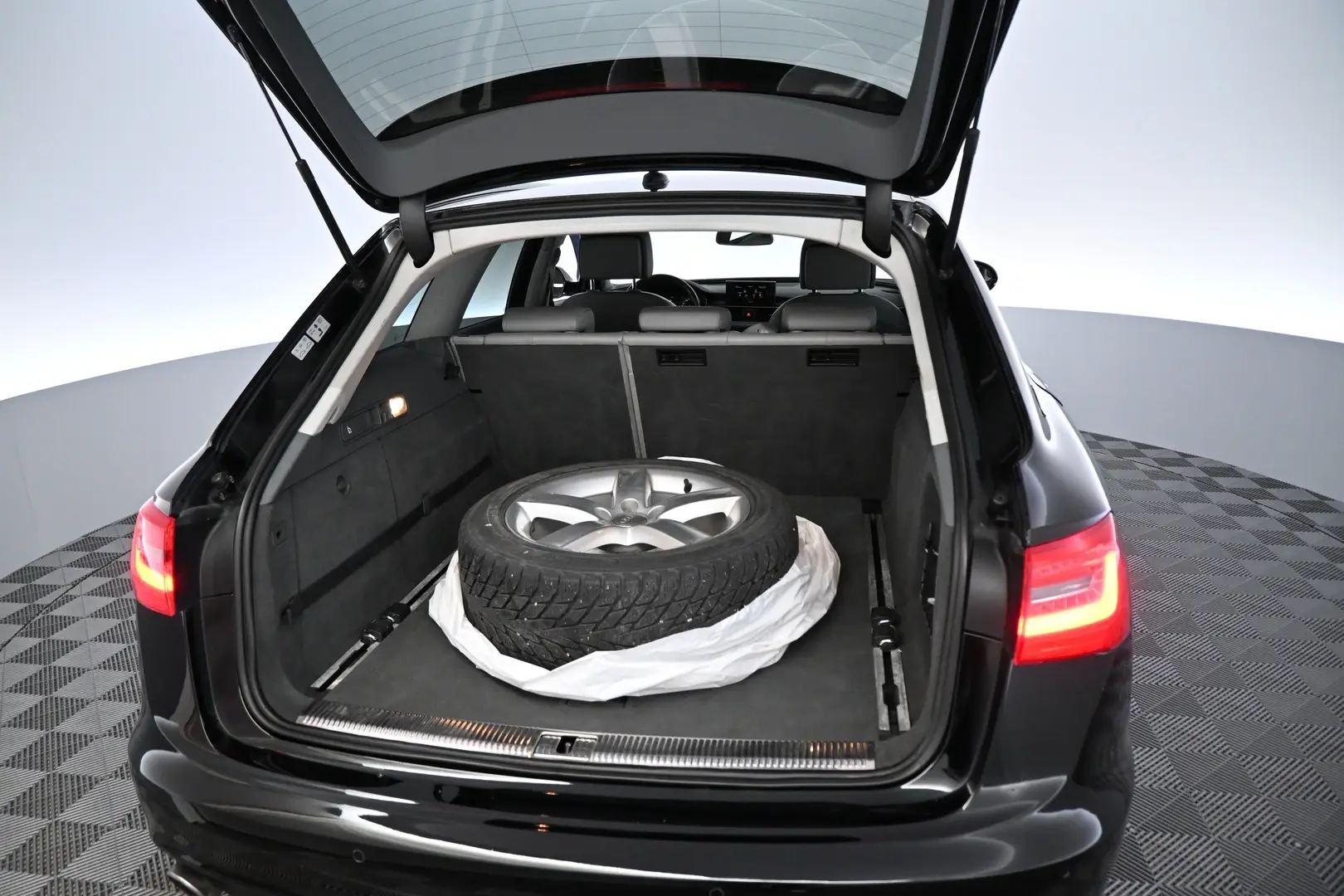 Car Image - 6PFgVzCK6vIXRhv1J5DRhD