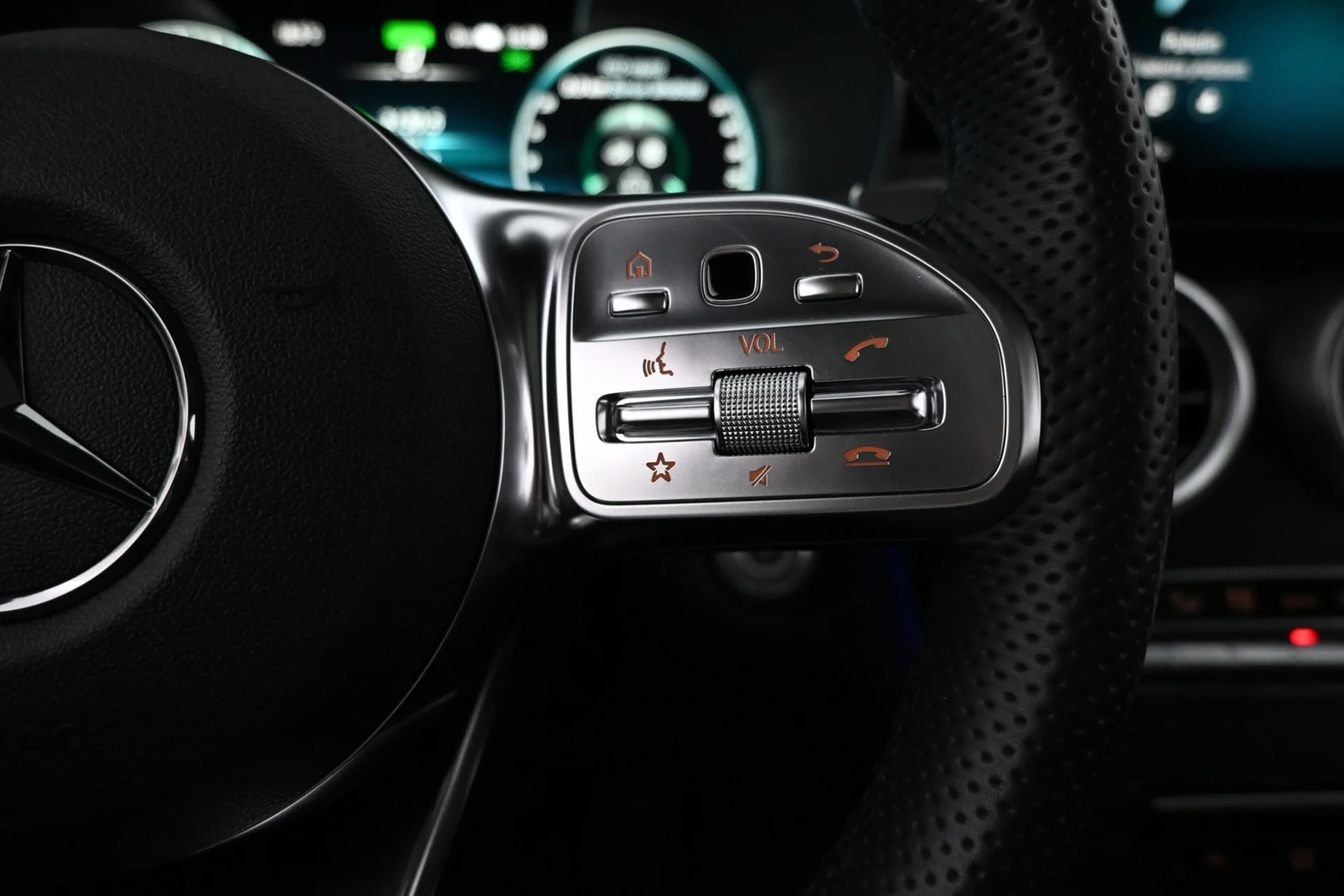 Car Image - 2yZABJC26y1MSVnxplToZ7