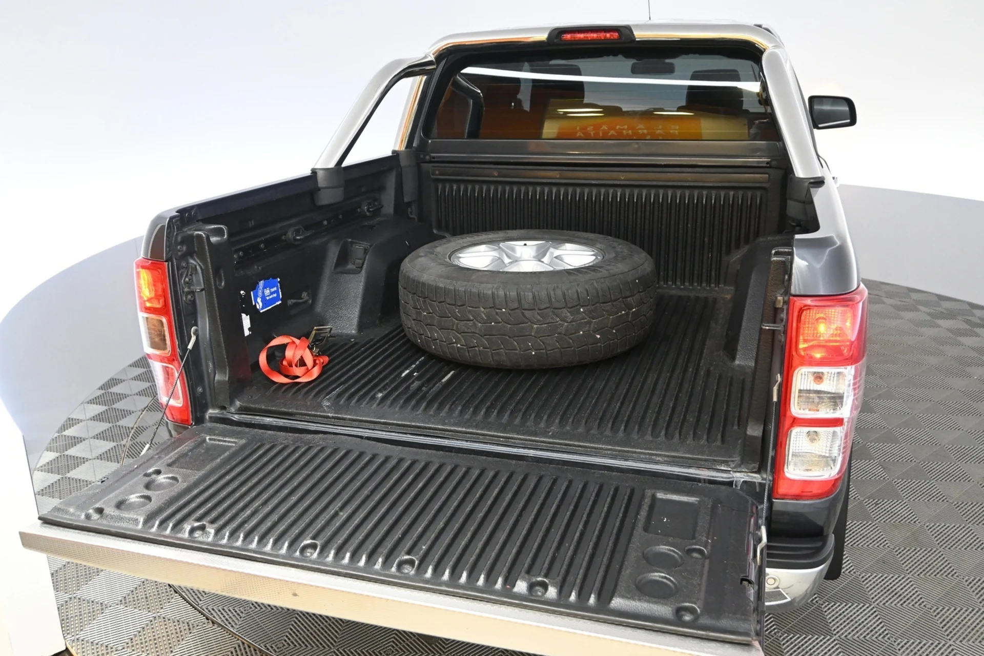 Car Image - Rq1jARmDImVJDFM52PQFI