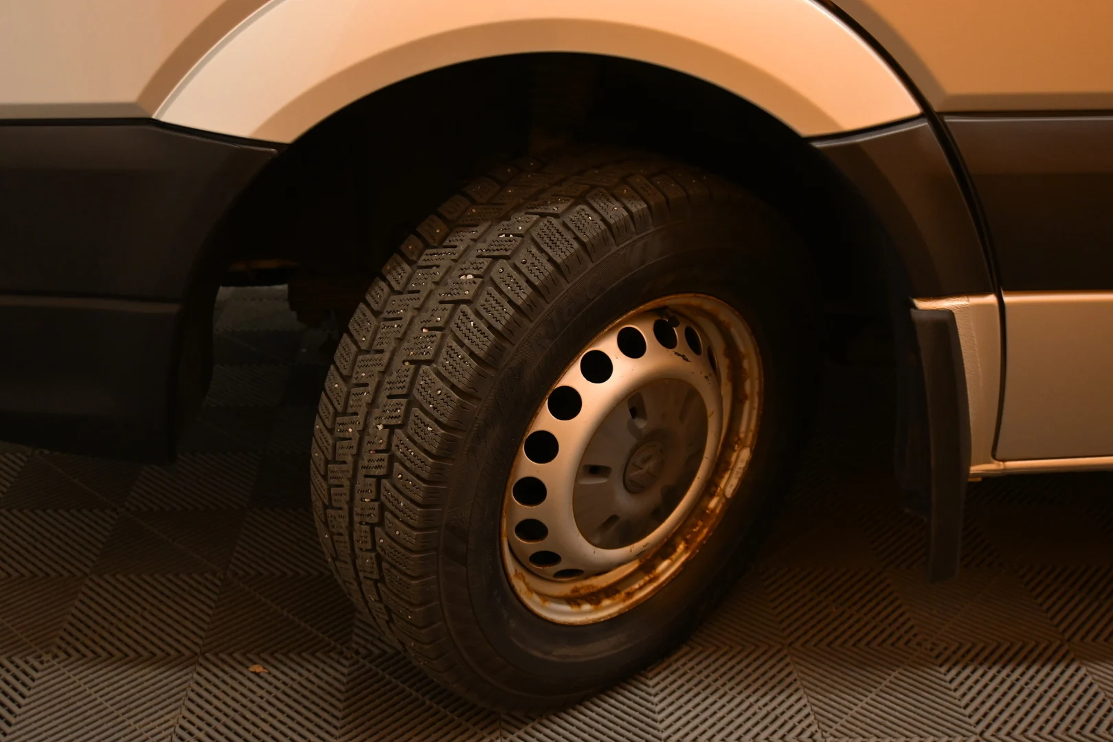 Car Image - 1TfU50dC9kNjsApeJquotR