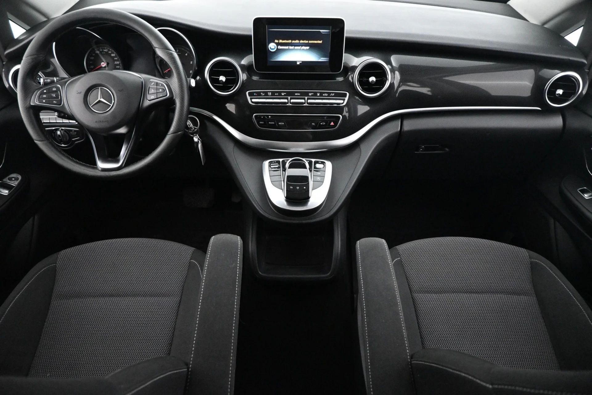 Car Image - 6VKJOyaOFZBEtN715h3iex