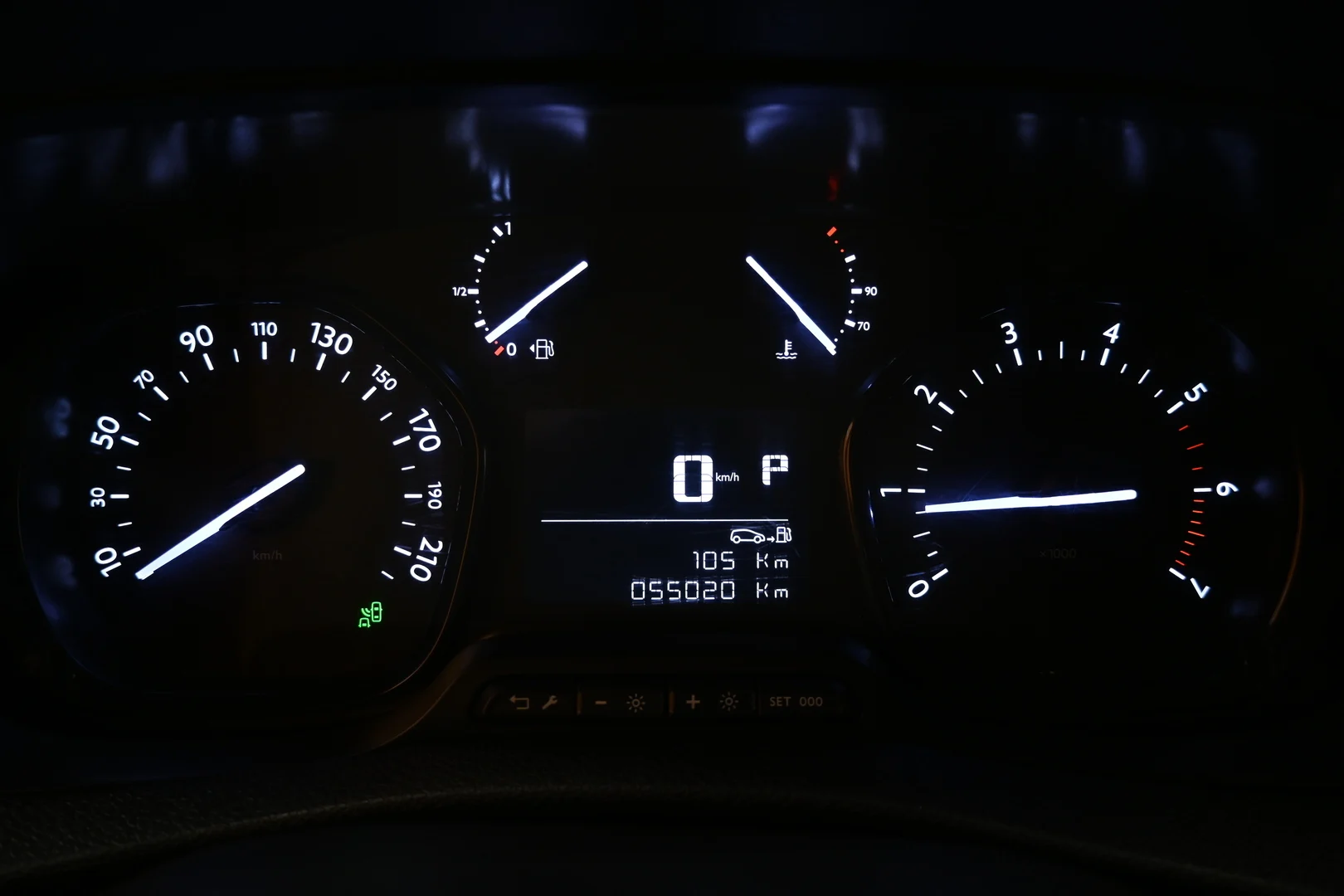 Car Image - 6zmQGamAgegozvooBoWmKX