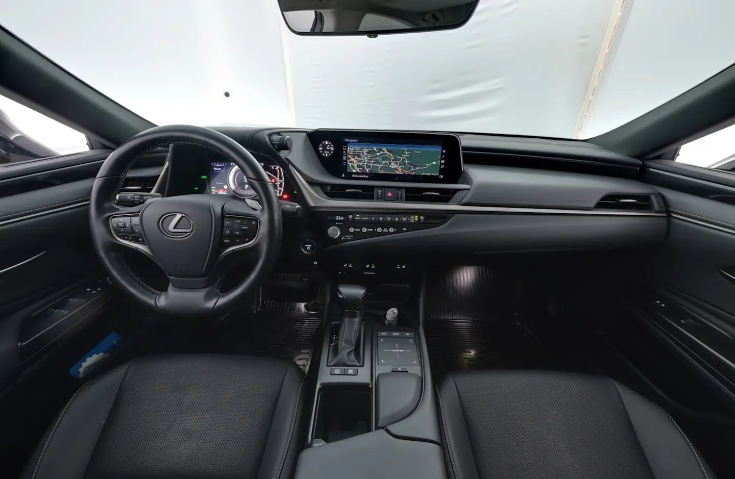 Car Image - 2sTLXuIUQt5Rx2GIwdN48F