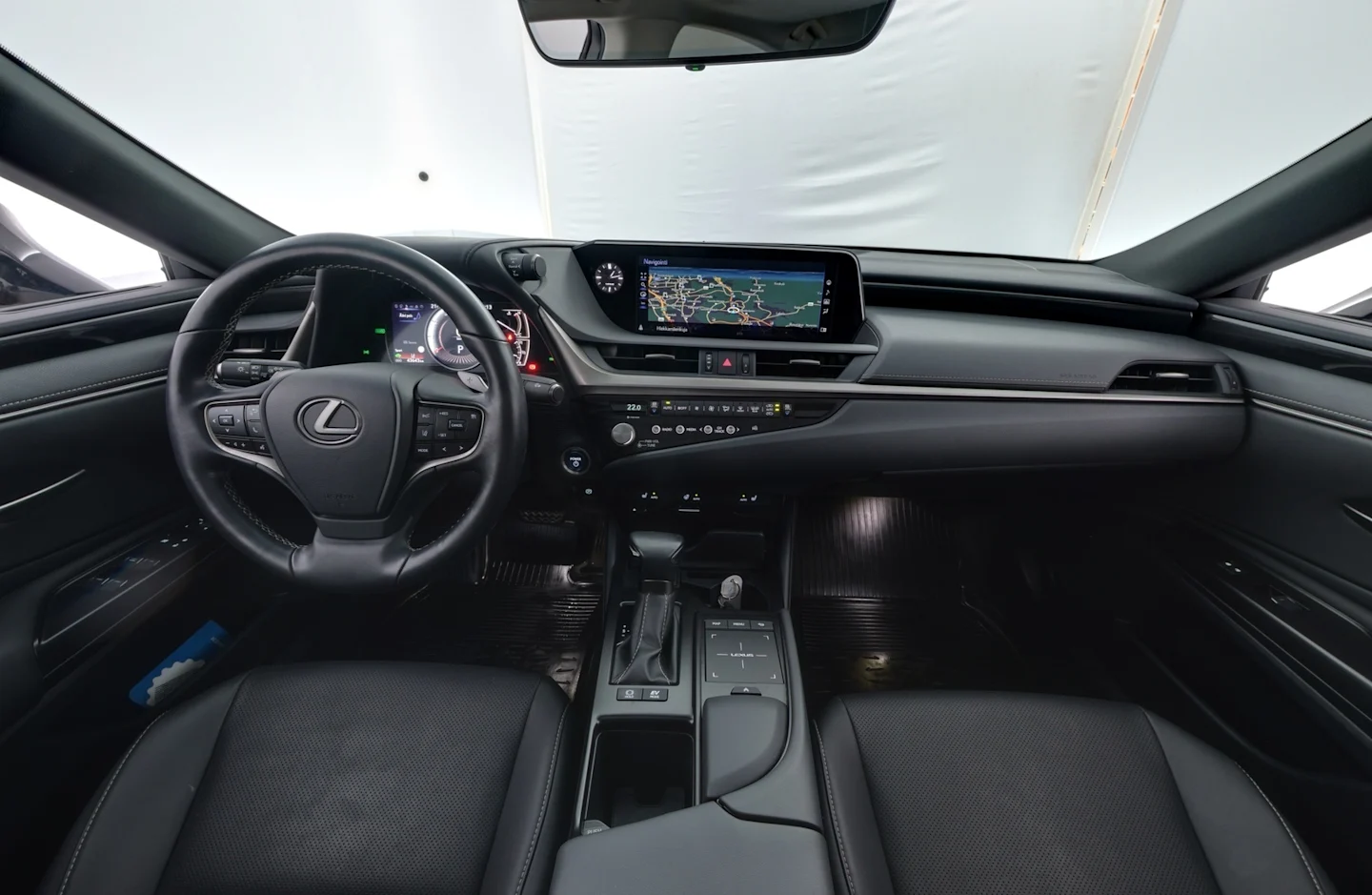 Car Image - 2sTLXuIUQt5Rx2GIwdN48F