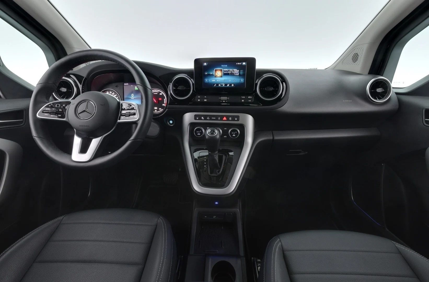Car Image - 15eZISzVq3PFszvkshjr0V