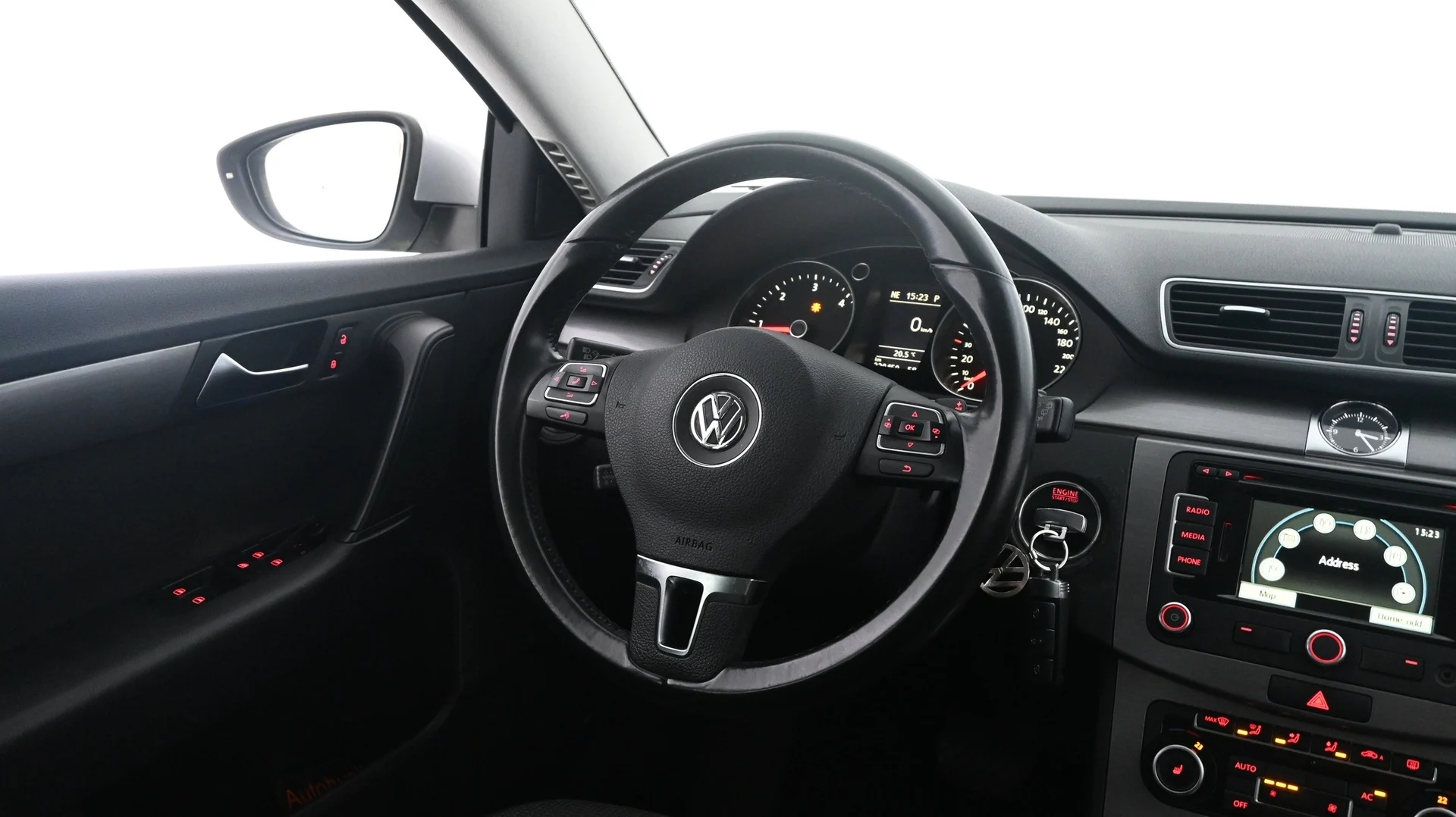 Car Image - 38GROhHzXZXUpXnC1DGRKk