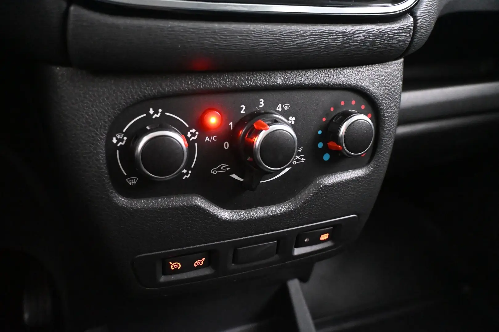 Car Image - UyXAJwbFZK1TP1A7i8STV