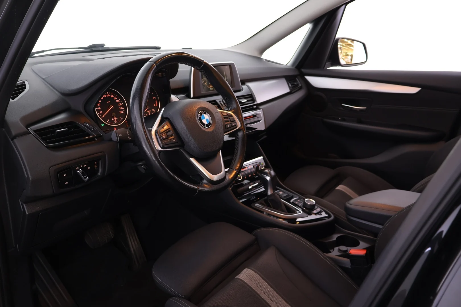 Car Image - 7ozzoNQlR8735PvkEARZZT