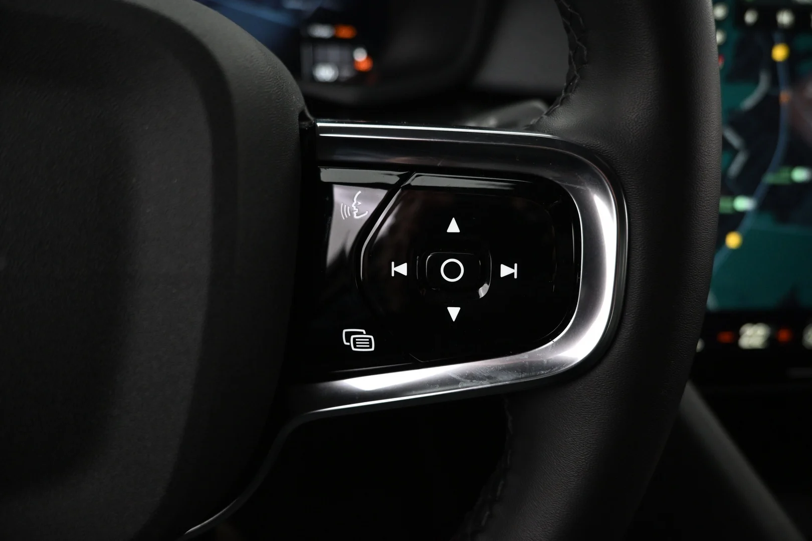 Car Image - 2v2TZ1c5r5FuzvtMuhD16O