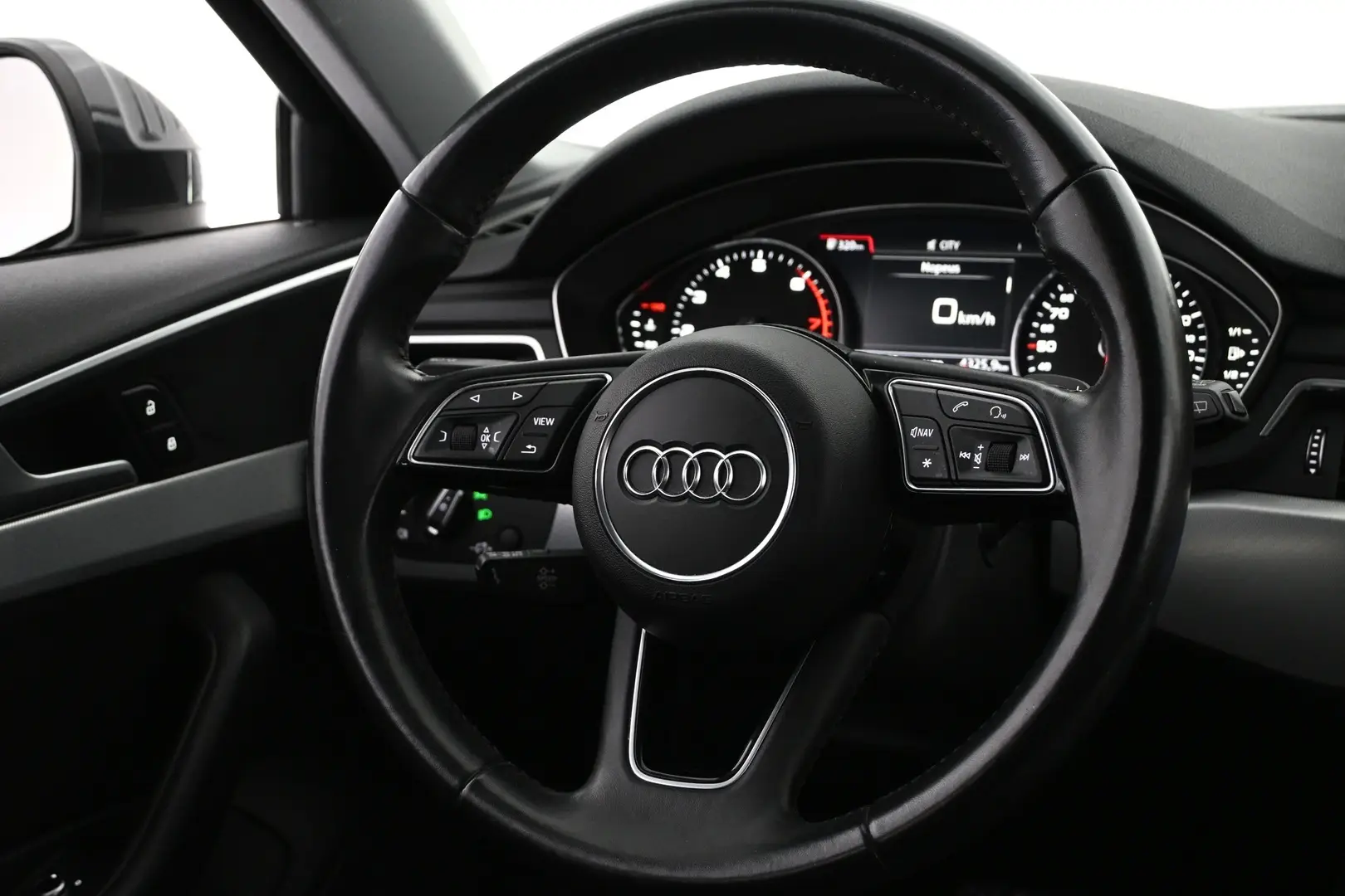 Car Image - 4mou1n02r5yBX0NupOx8mc