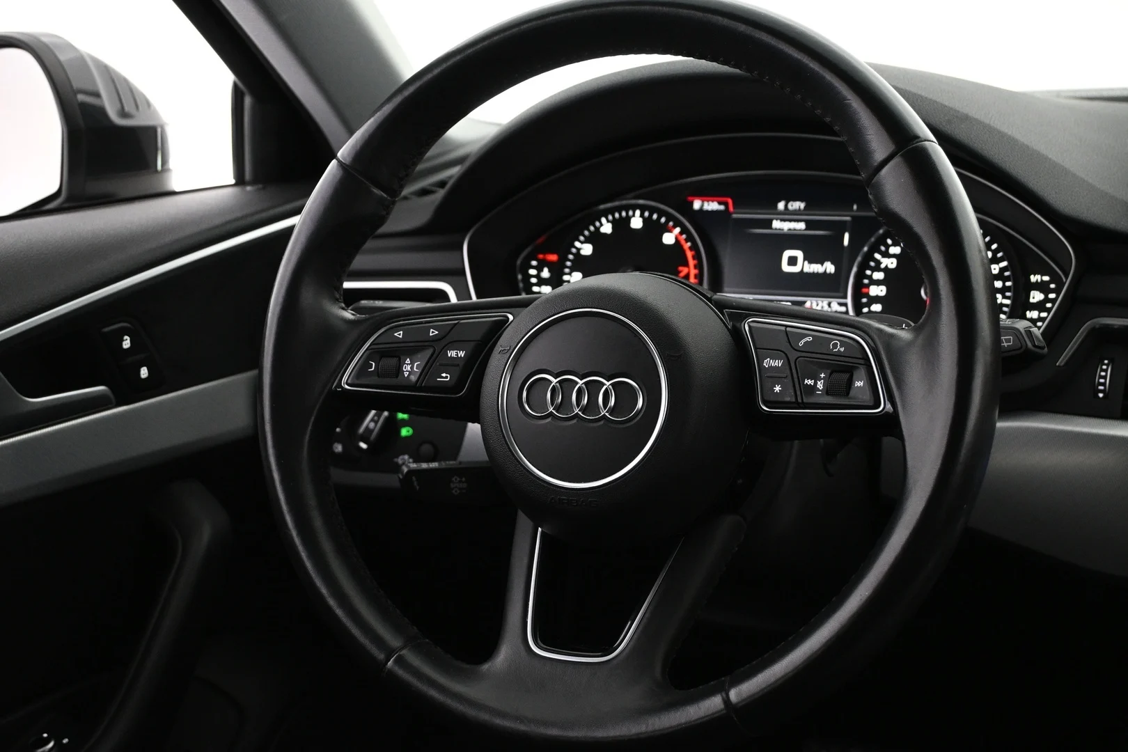 Car Image - 4mou1n02r5yBX0NupOx8mc