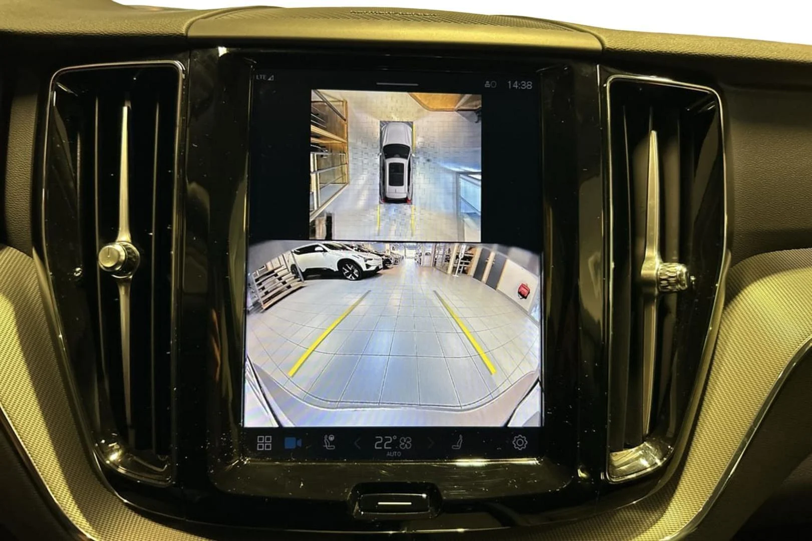Car Image - 1CRFxCUndZsjjbQpI4yK8V