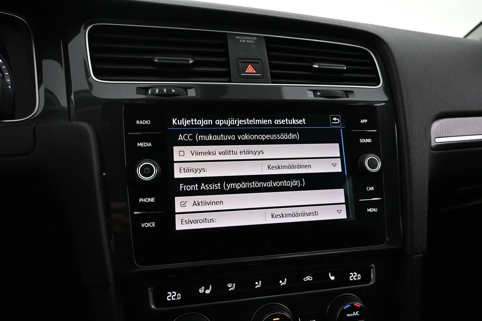 Car Image - 3xc09QO6xg85KbtzEDsQrM