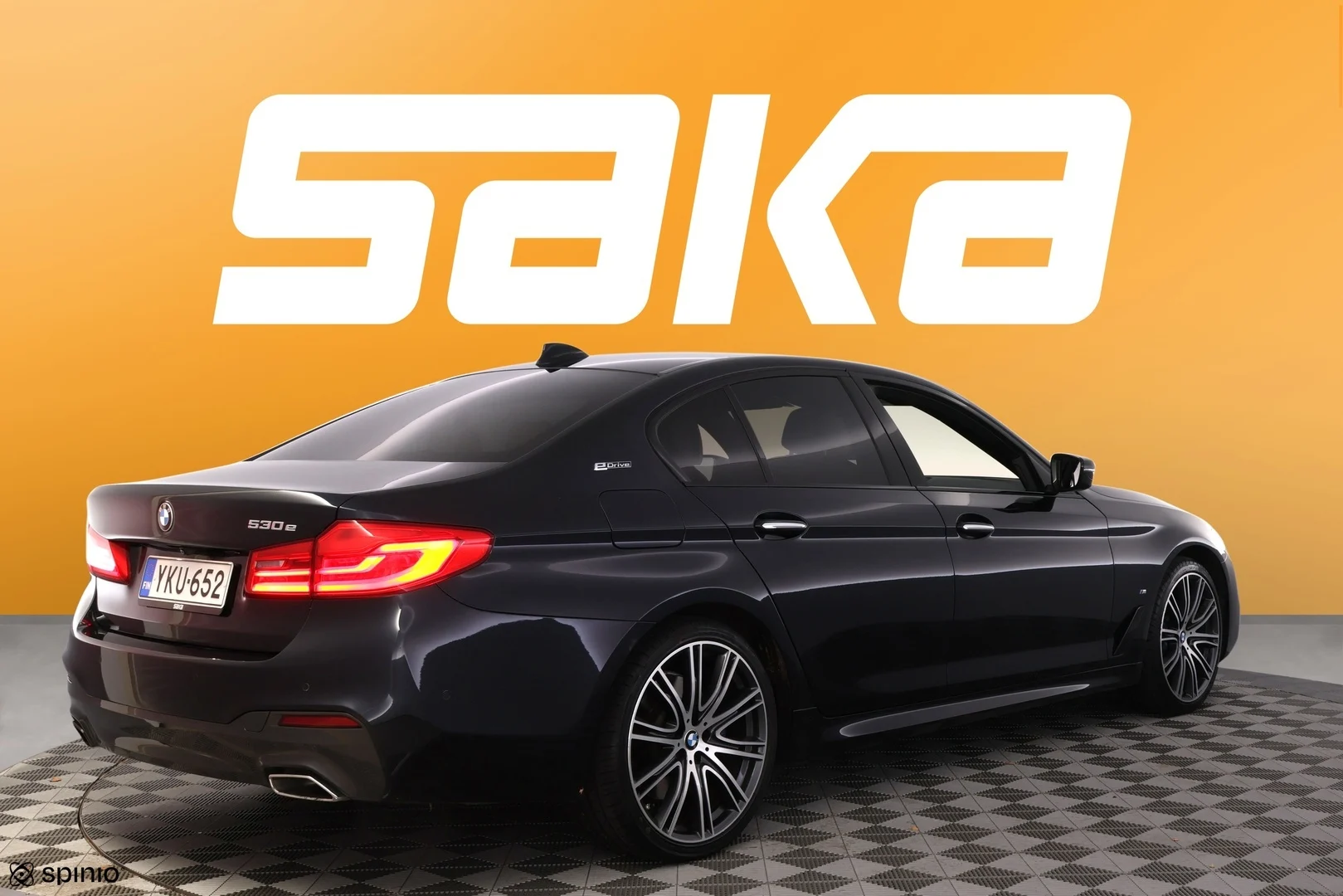 Car Image - 7iP7ZFFhs1rfljZx03UUW2