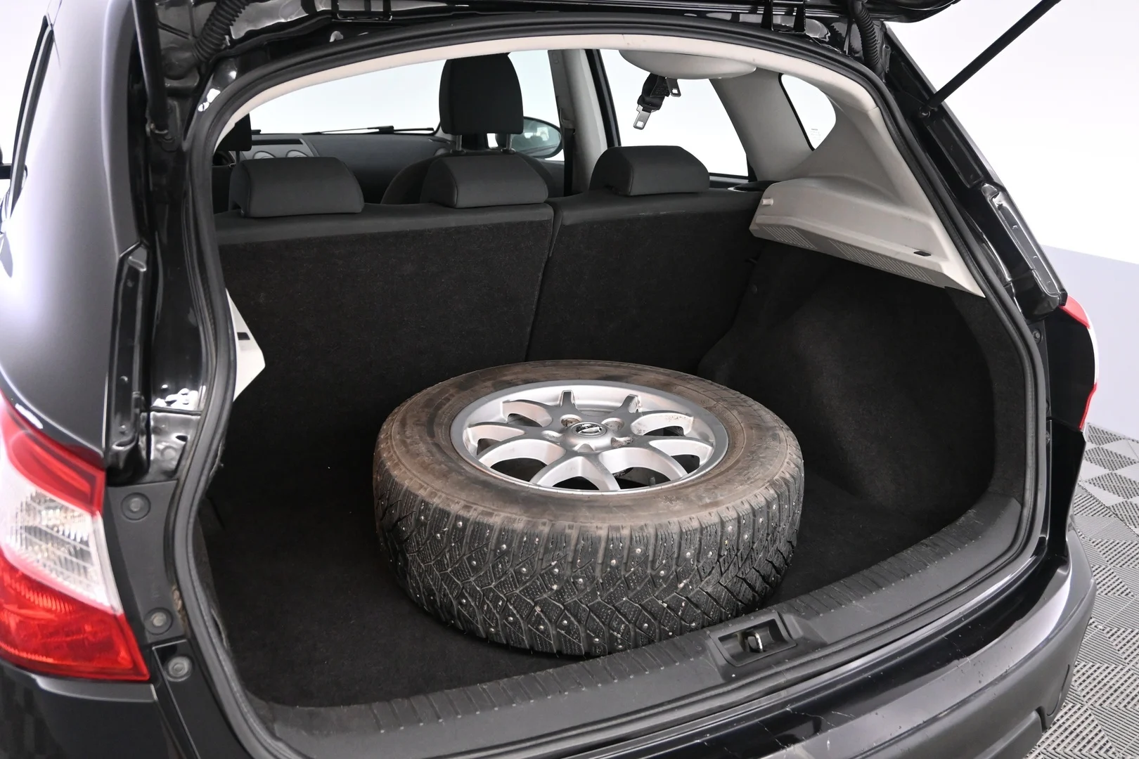 Car Image - 2w3ojNBYFvnUCZ57Q65LEN