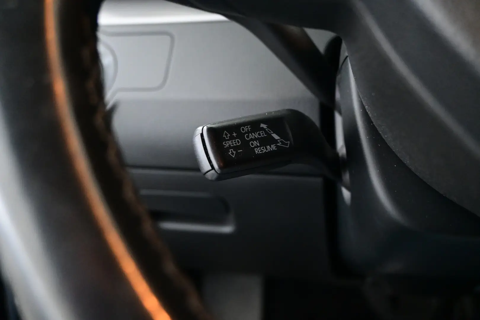 Car Image - 62XdmReVWkHXHek7SjE8O0