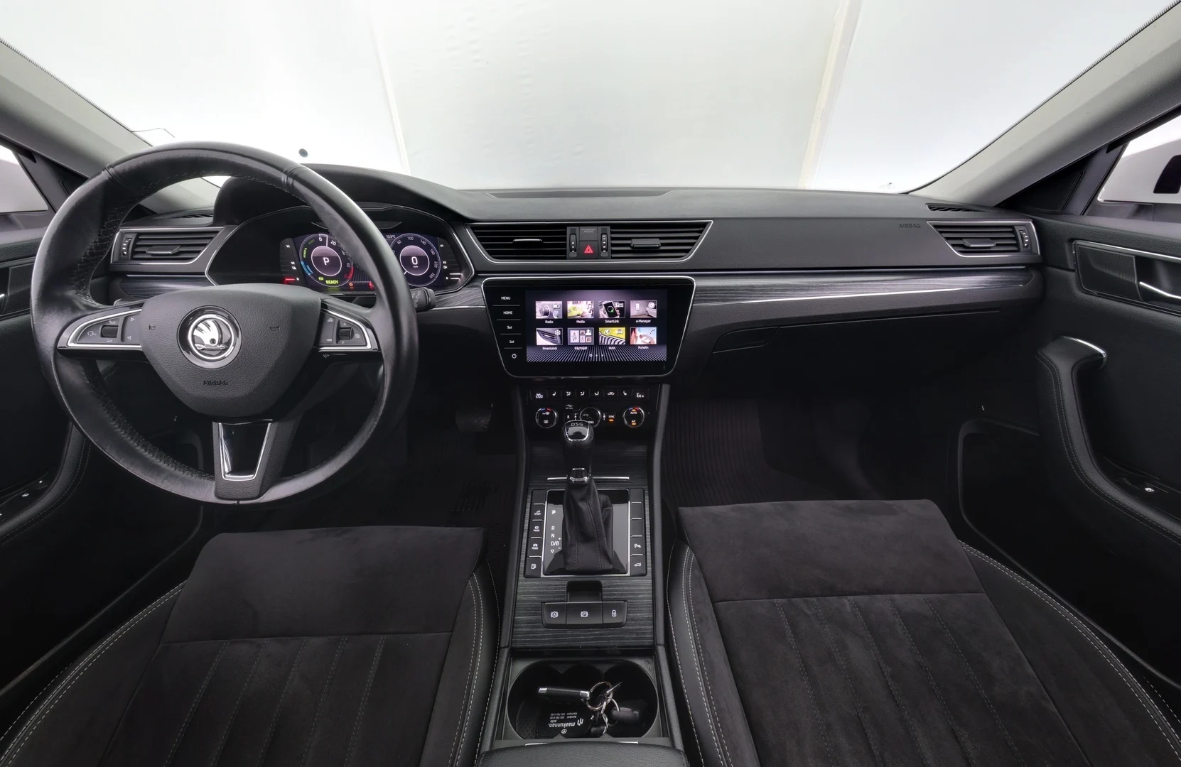 Car Image - 4xES9Mx6YyDWGYZU0kjHjg