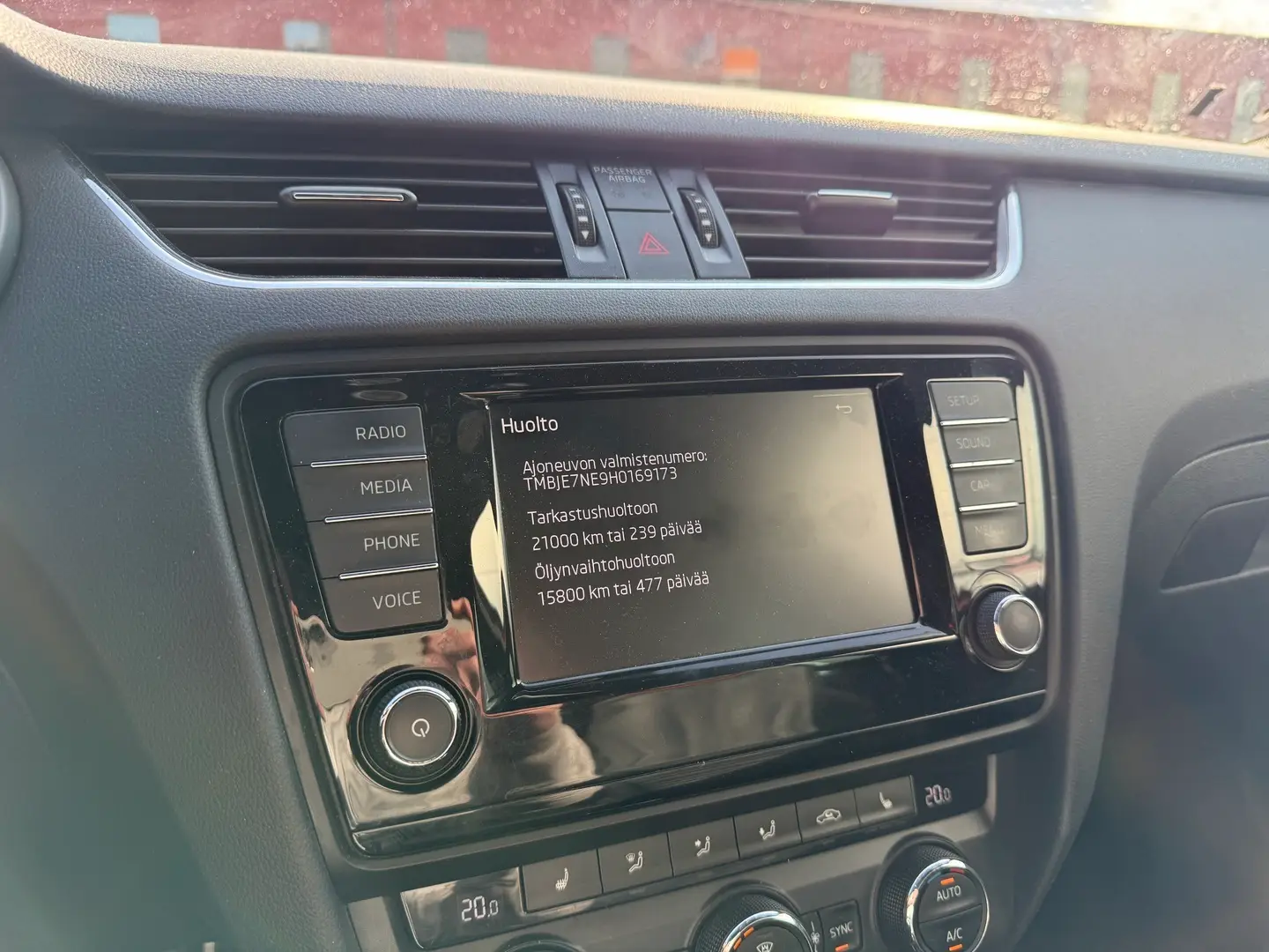 Car Image - 6CTqqYA2AOWUvMXFwuU5Kl