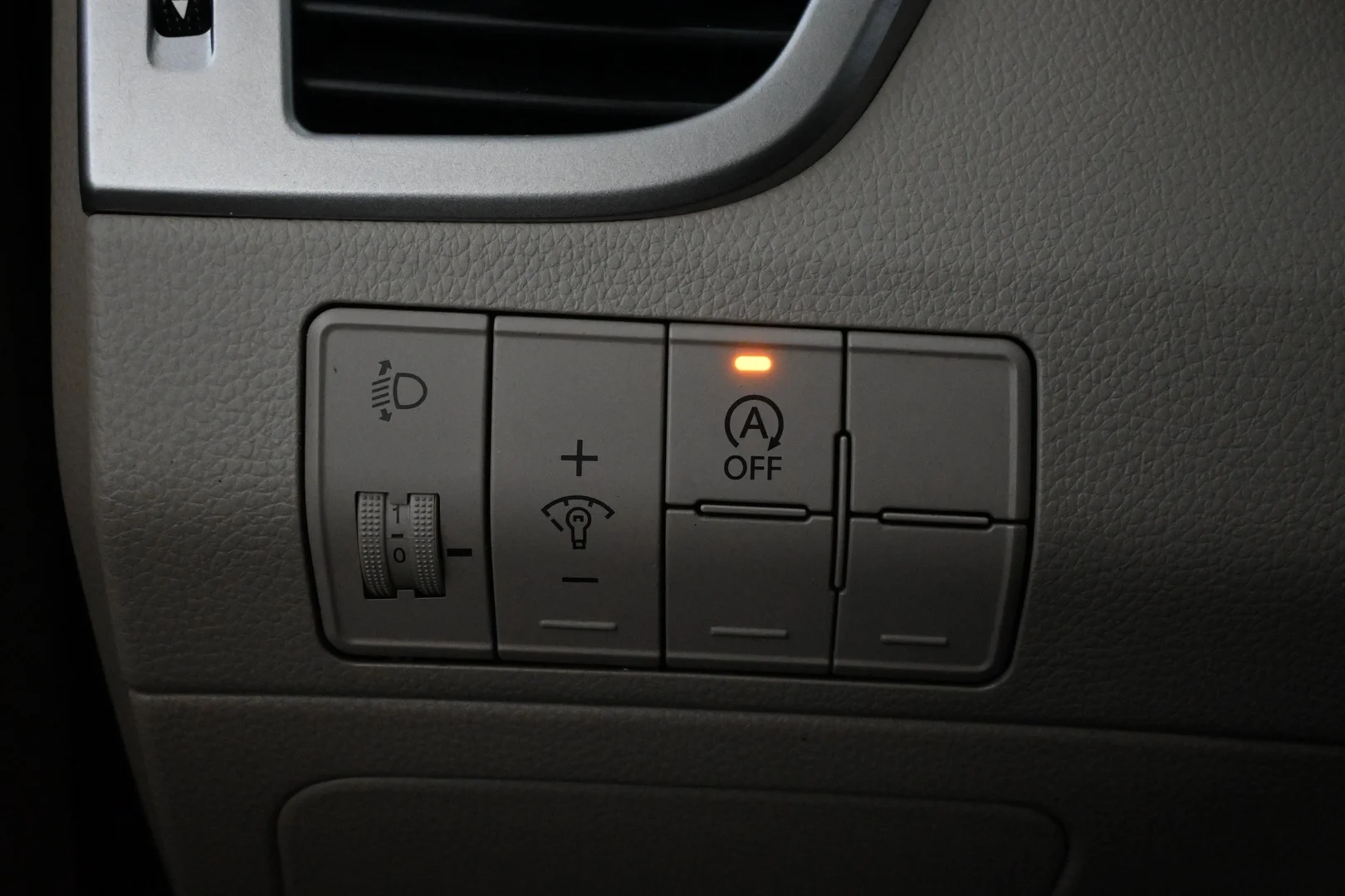 Car Image - aLmKmxPHLkdYzao4FzxM4