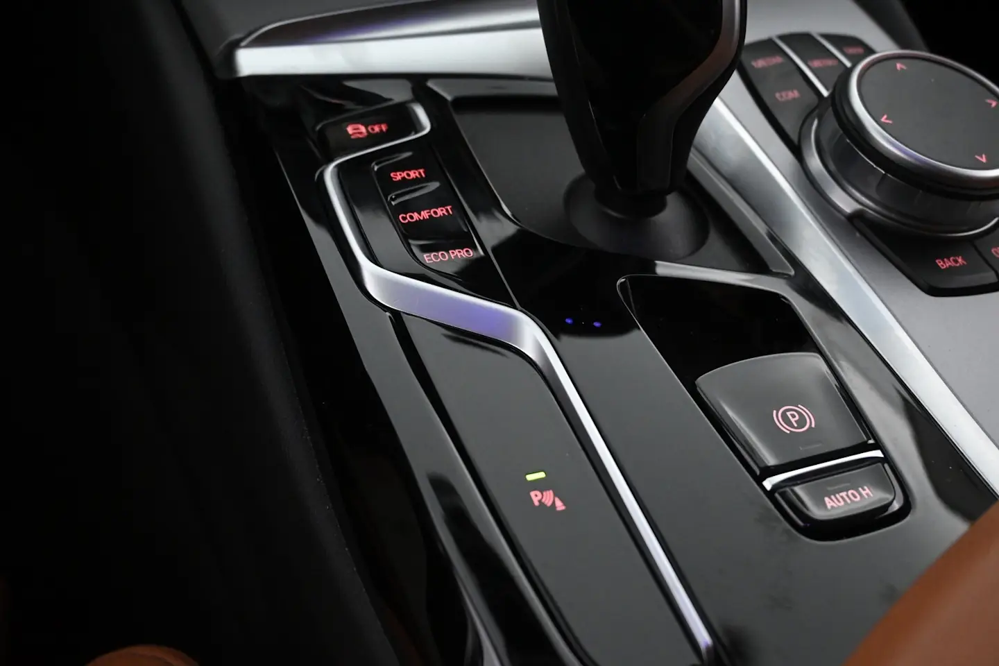 Car Image - 3QGhsFS1bYXs5fSMgkzQXe