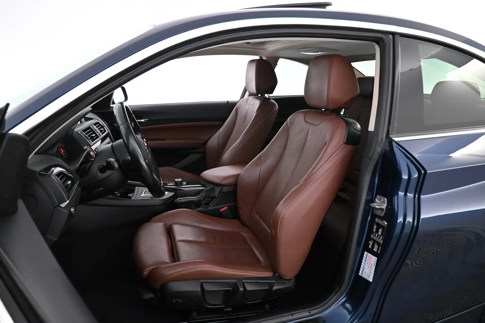 Car Image - 2XagUKi159VcQqYNRMMQJH