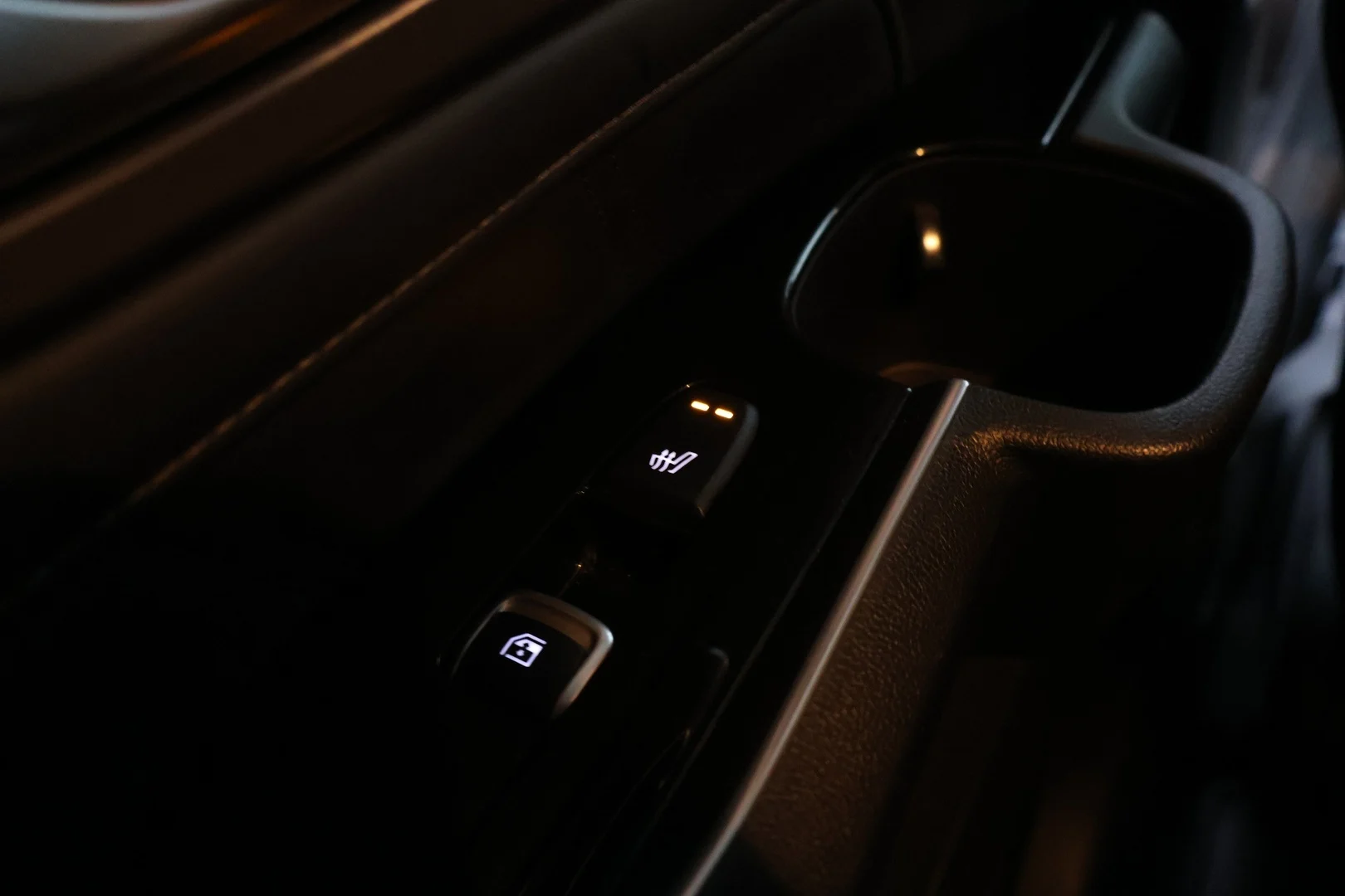 Car Image - 6dNRNYXqs52FNdLL7PRKRD