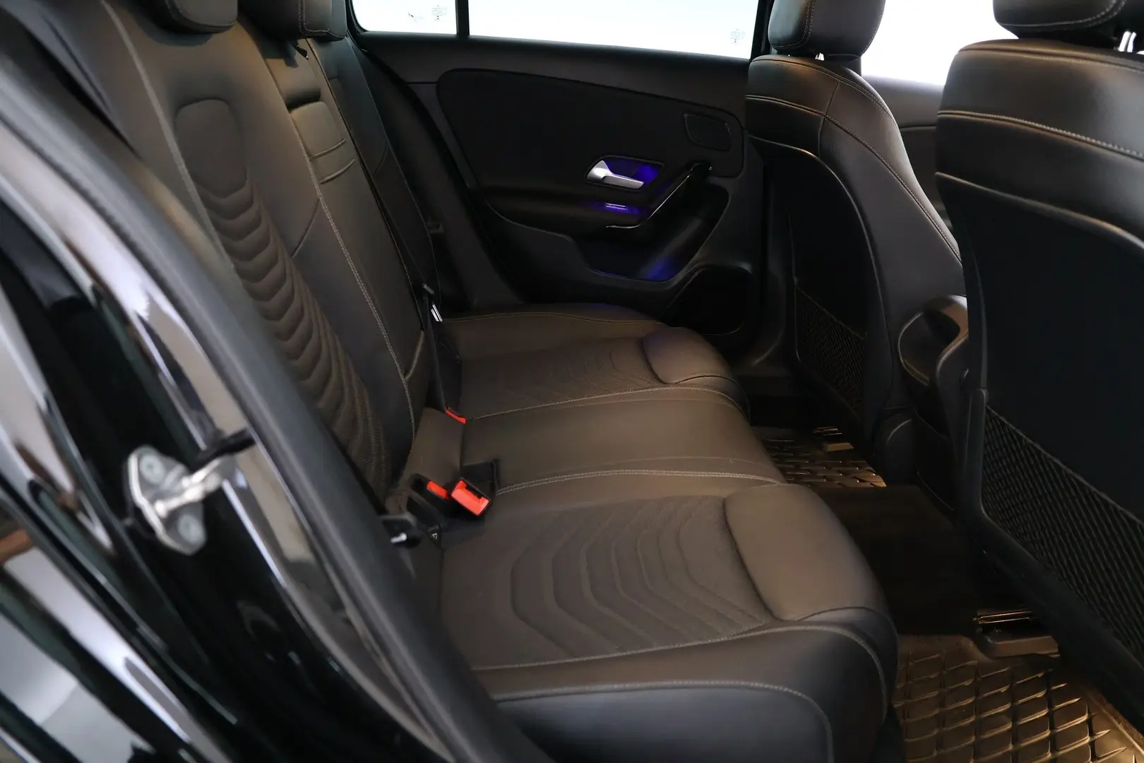 Car Image - 2axKNRWYSAibevl4qXGZZd