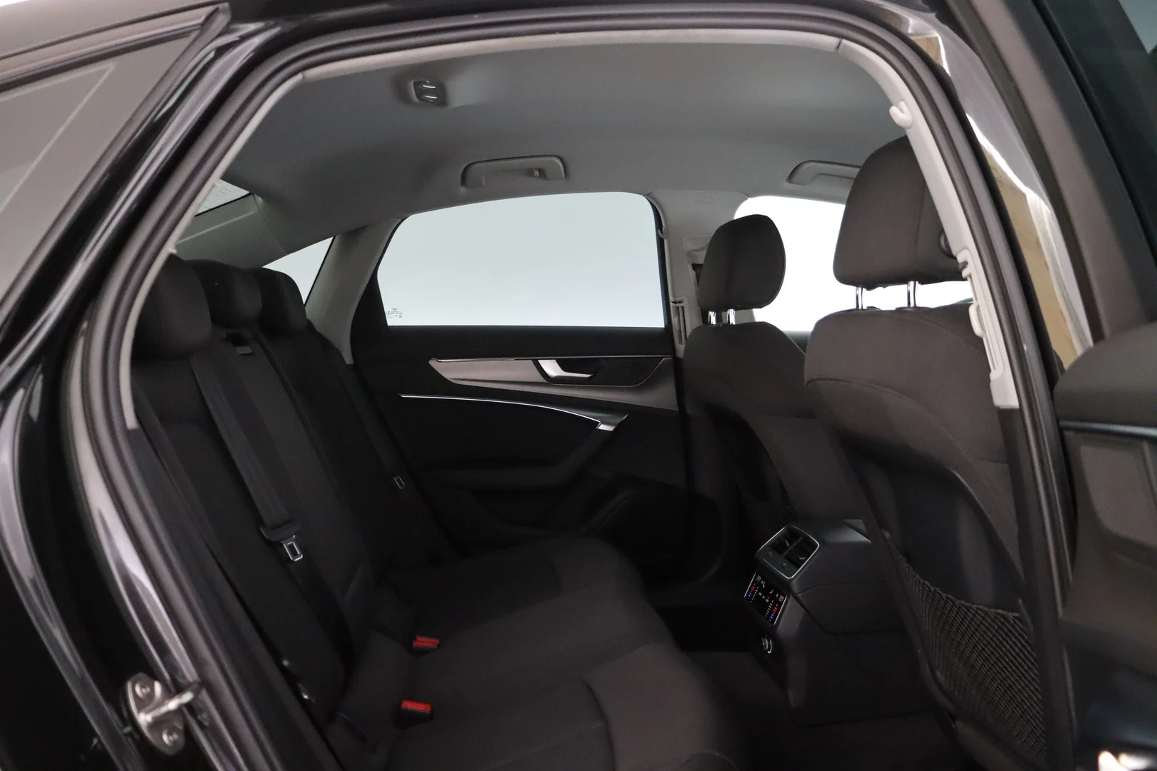 Car Image - 3VU2v6zVjg0ZNmd3X7Ciry