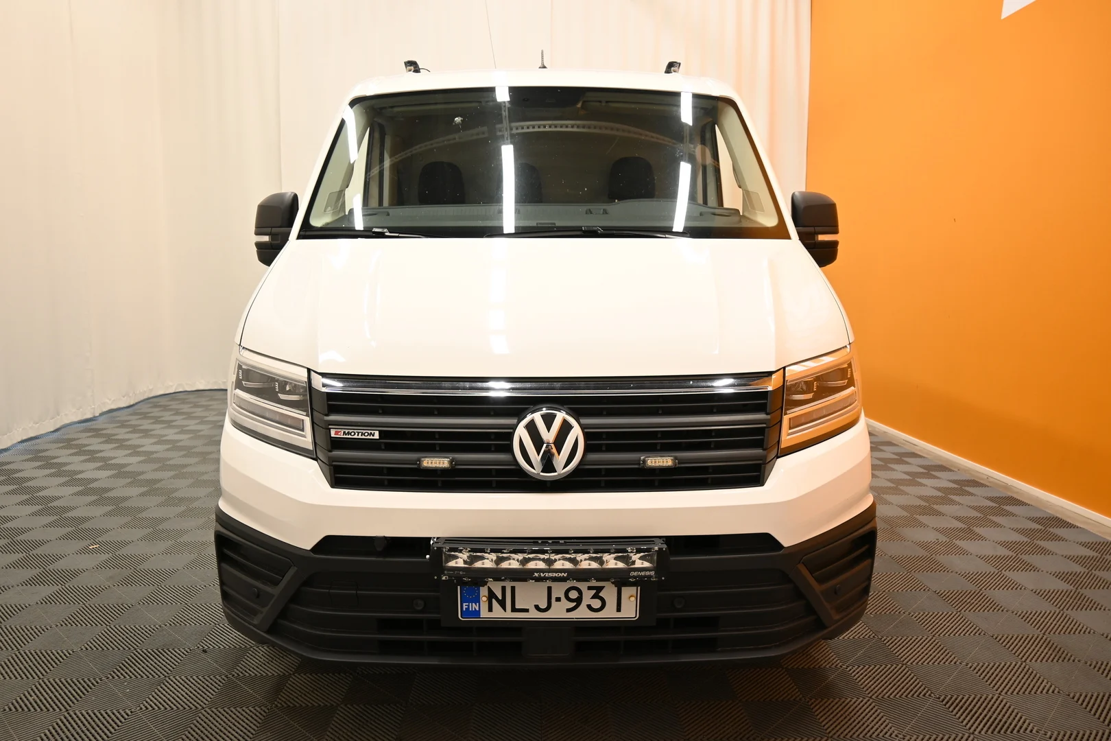 Car Image - 2mHVyWxotyuWy5bZ4BLs4a