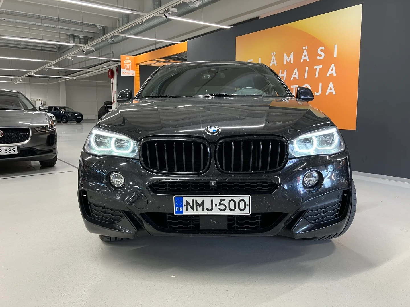 Car Image - 4LD4WQagmmH0XZYrUFUBv2