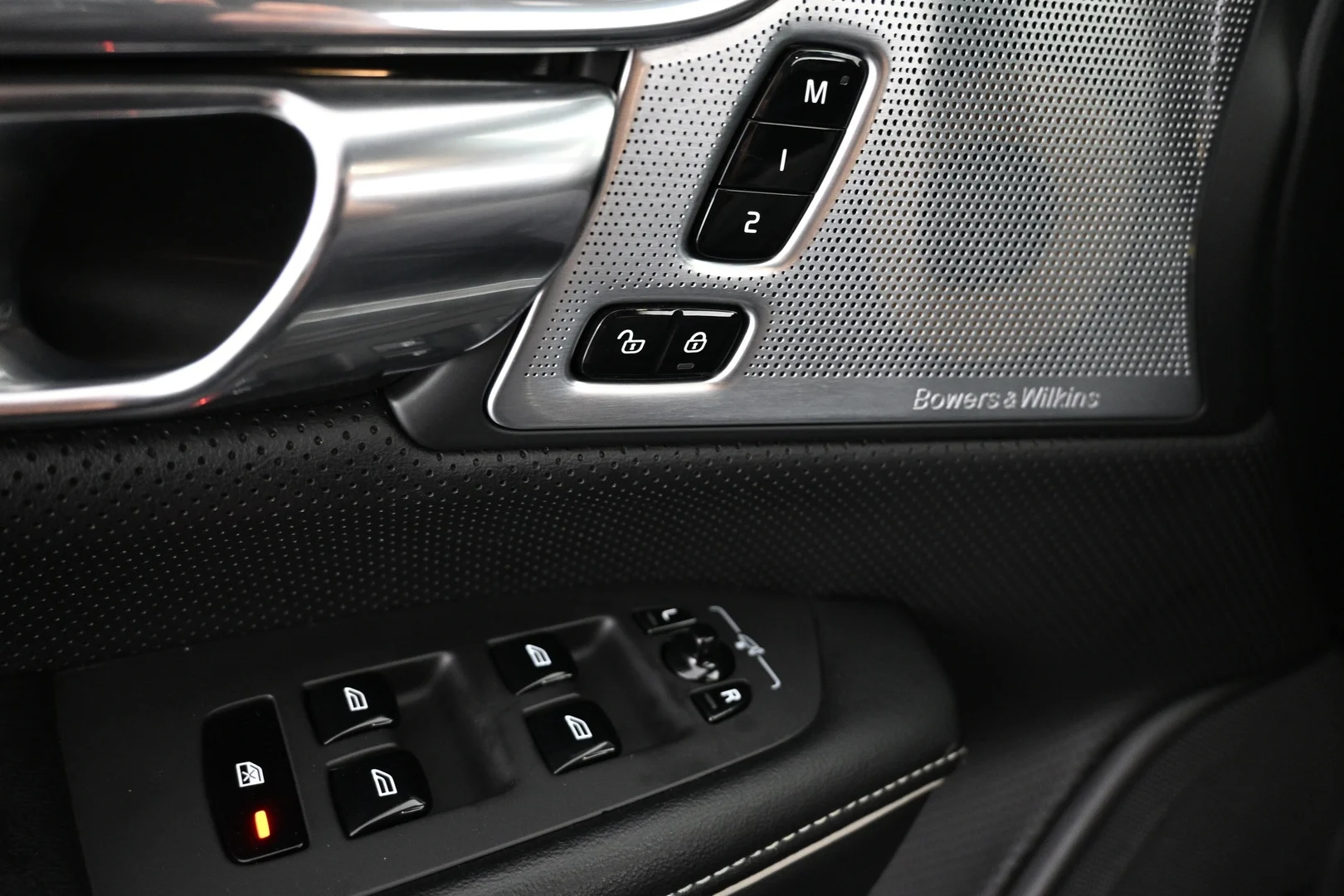 Car Image - 1sVrwoiOSNGPlqlVXkA58w