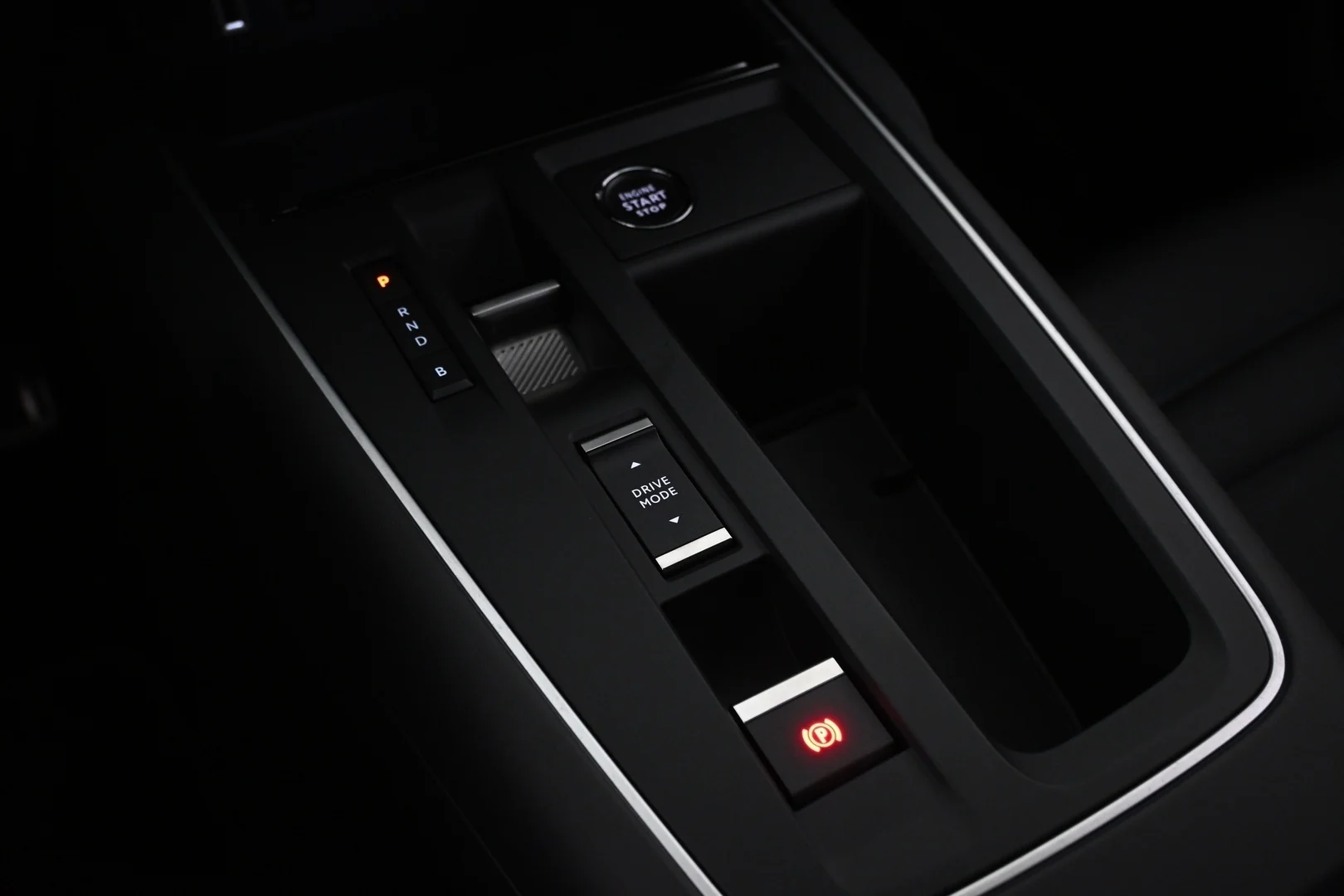 Car Image - 60DMMFqkjCxT53i5zFODy9